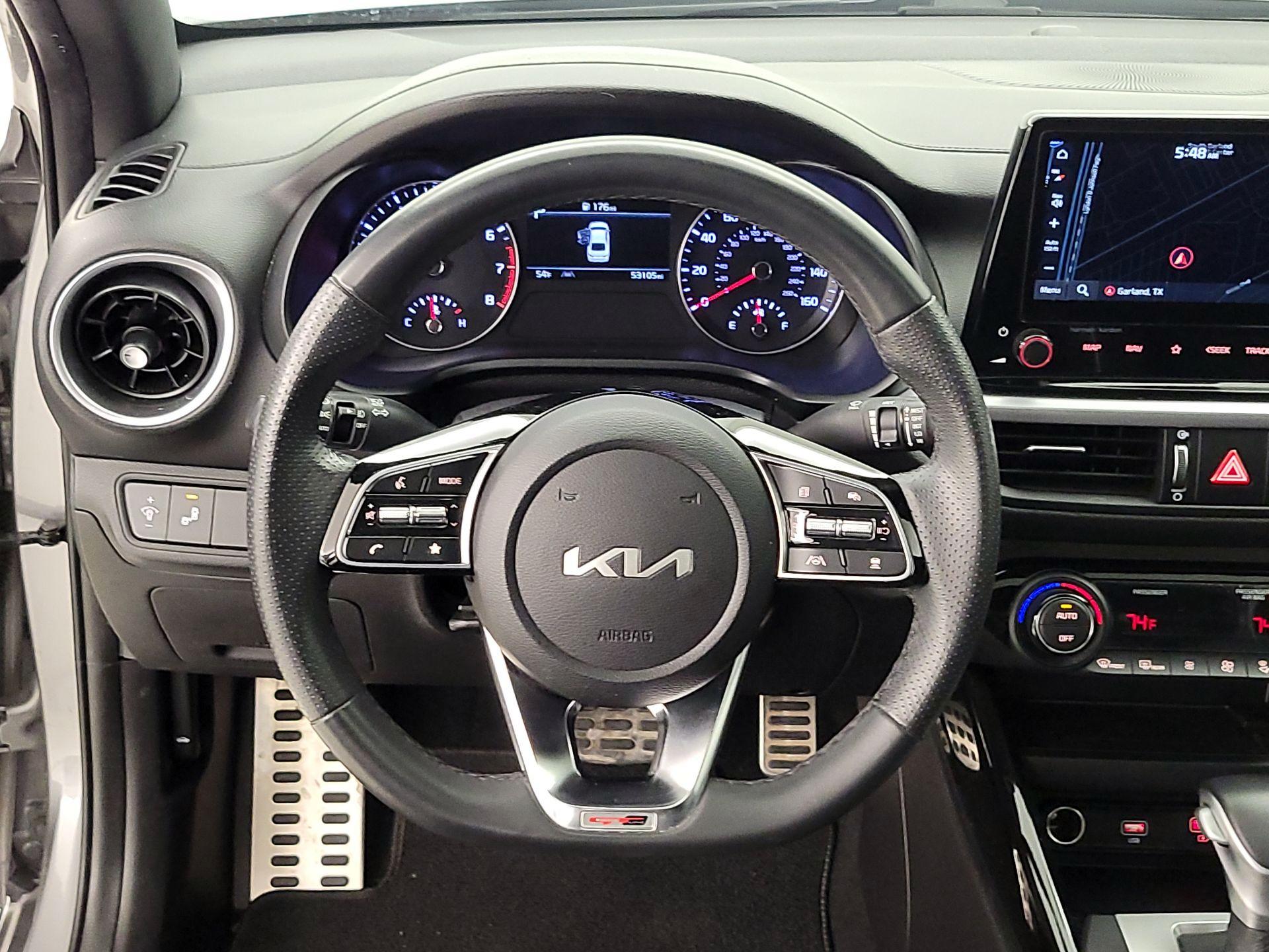 Thumbnail: 2023 Kia Forte - 10