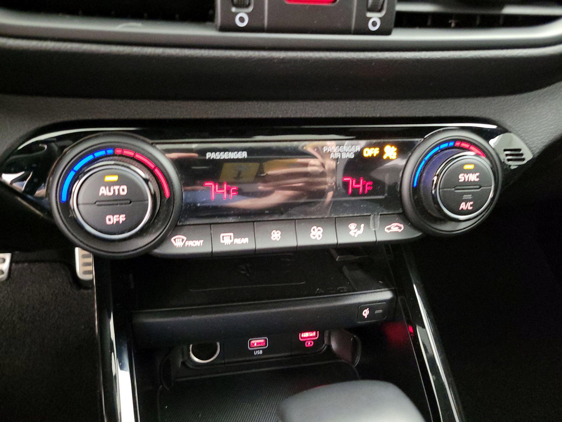 Thumbnail: 2023 Kia Forte - 17