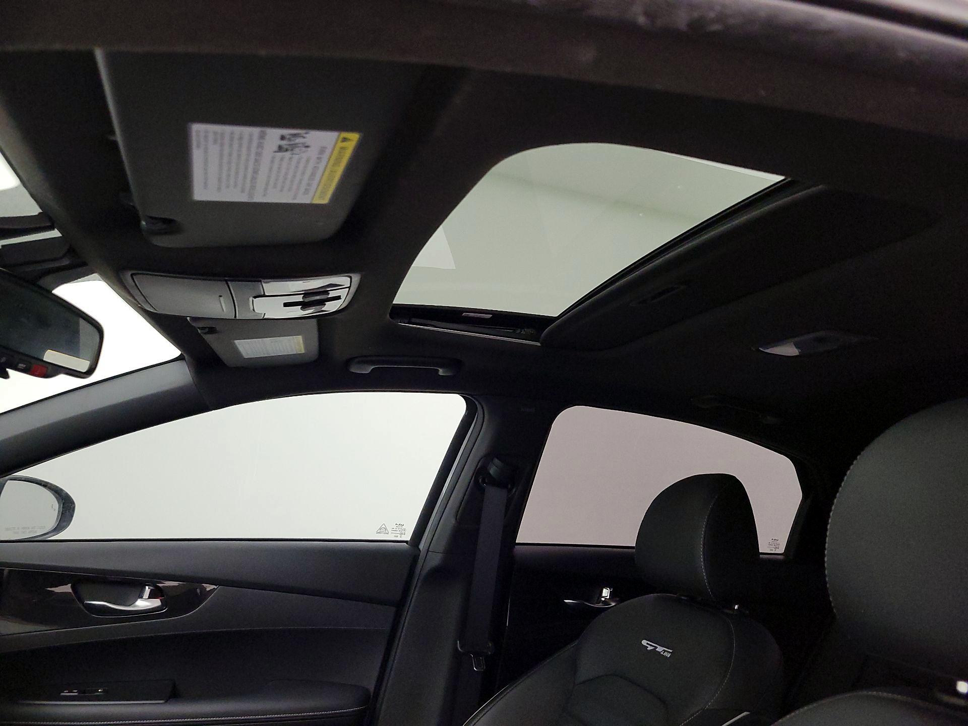 Thumbnail: 2023 Kia Forte - 20