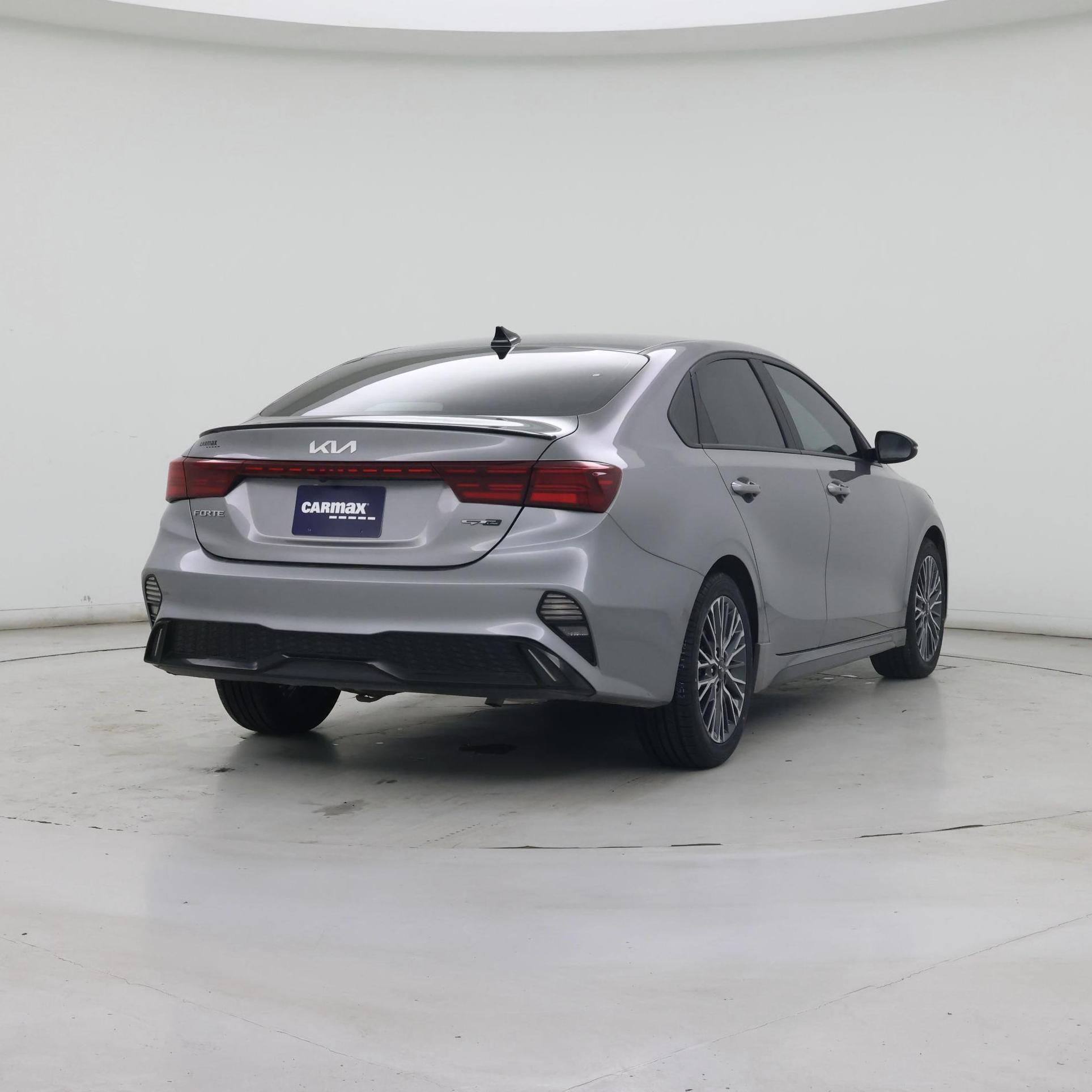 Thumbnail: 2023 Kia Forte - 8