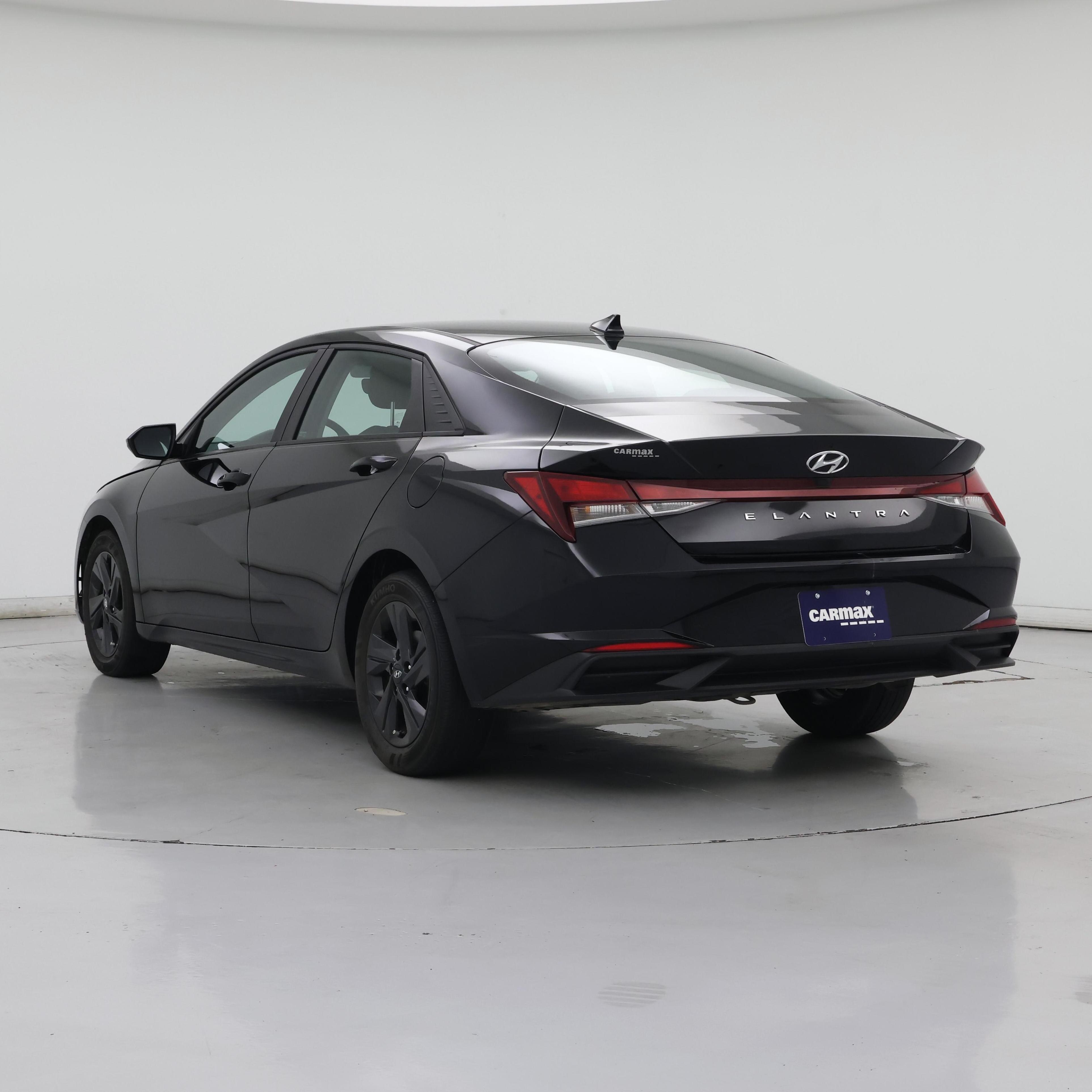Thumbnail: 2023 Hyundai Elantra - 2