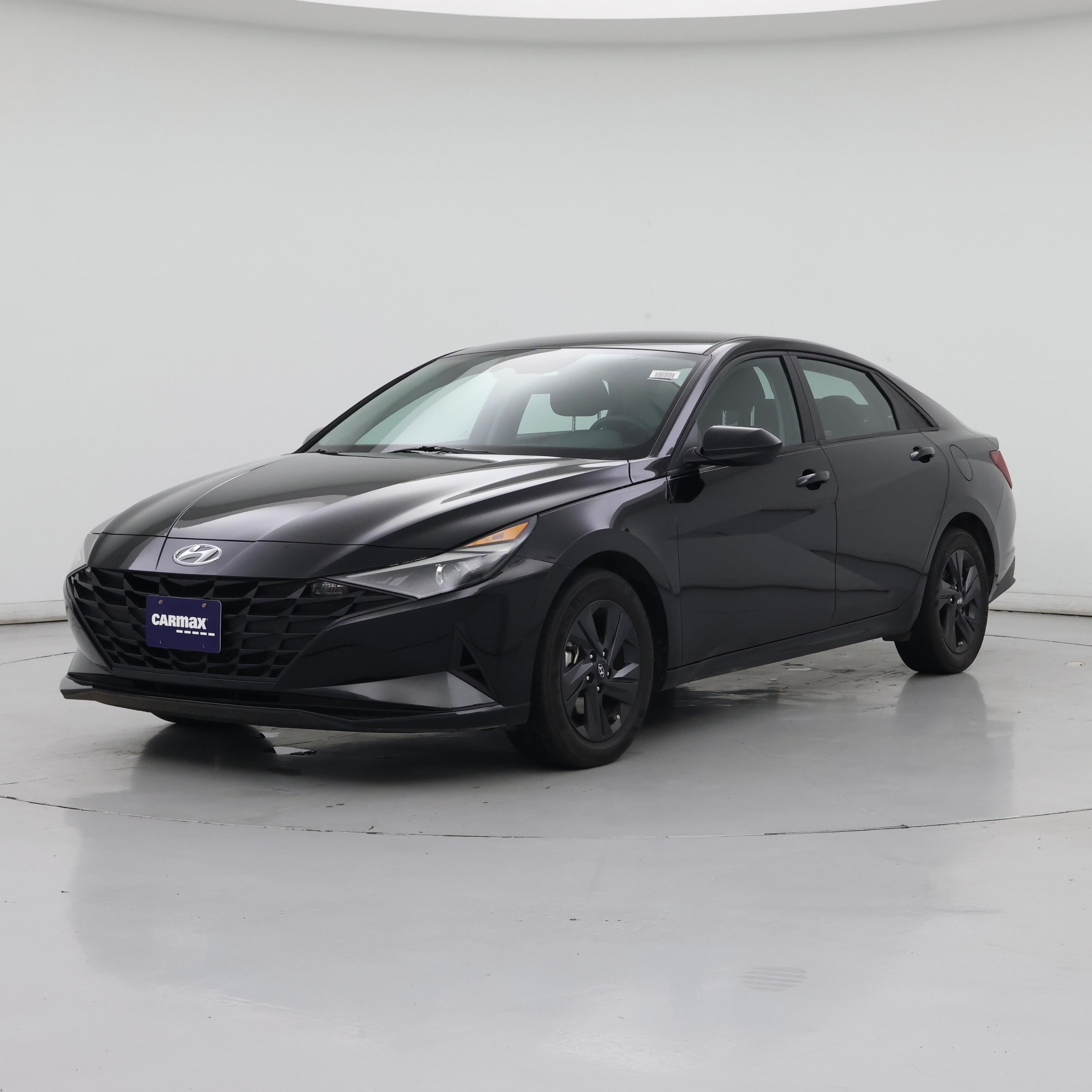 Thumbnail: 2023 Hyundai Elantra - 4