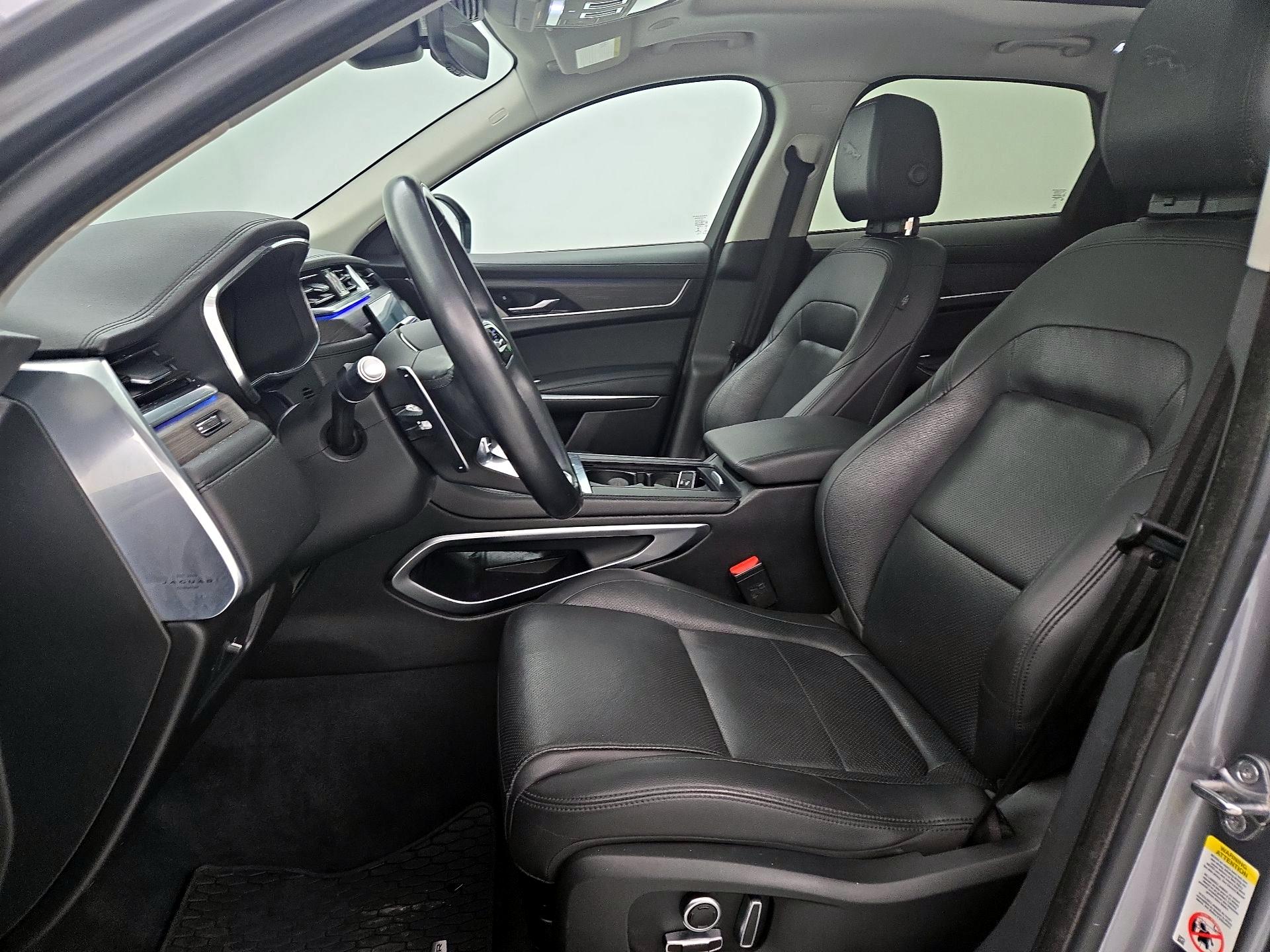 Thumbnail: 2022 Jaguar F-Pace - 11