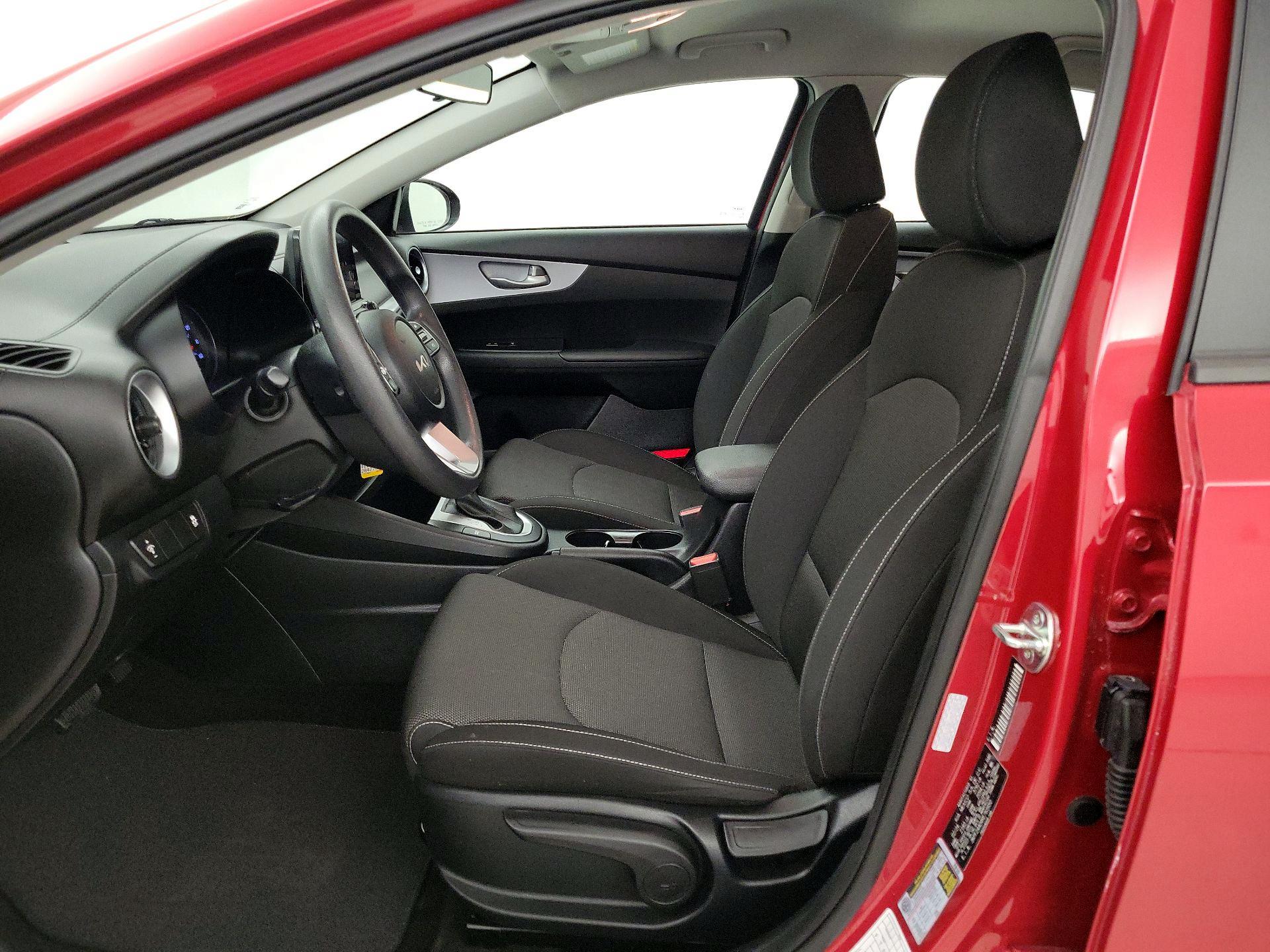 Thumbnail: 2024 Kia Forte - 11