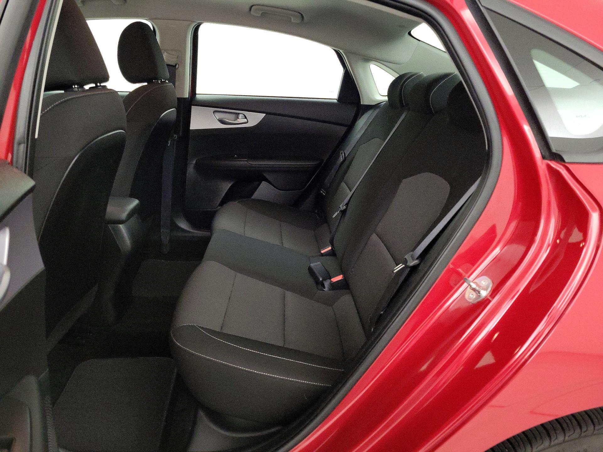 Thumbnail: 2024 Kia Forte - 18