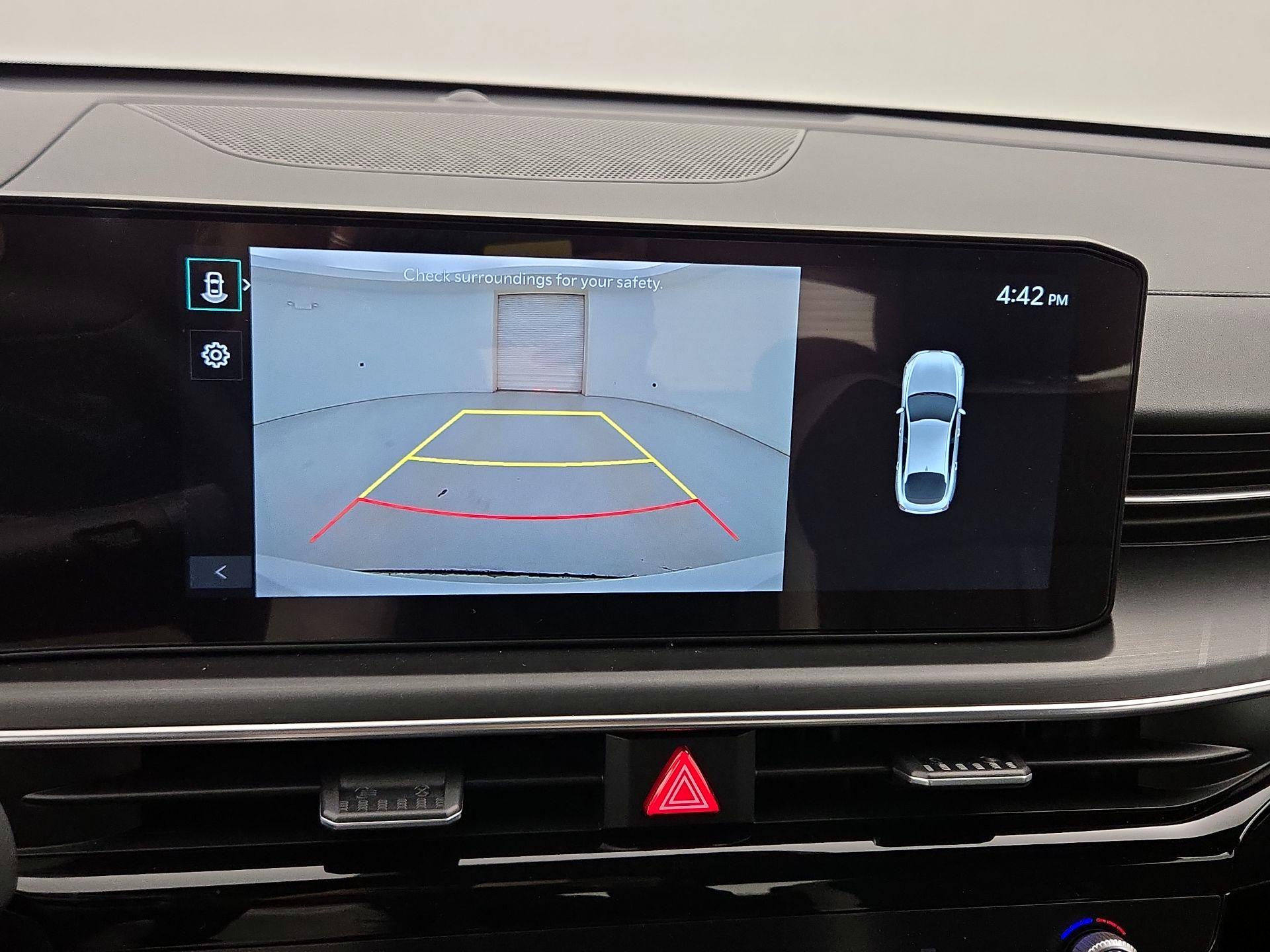 Thumbnail: 2025 Kia K5 - 15