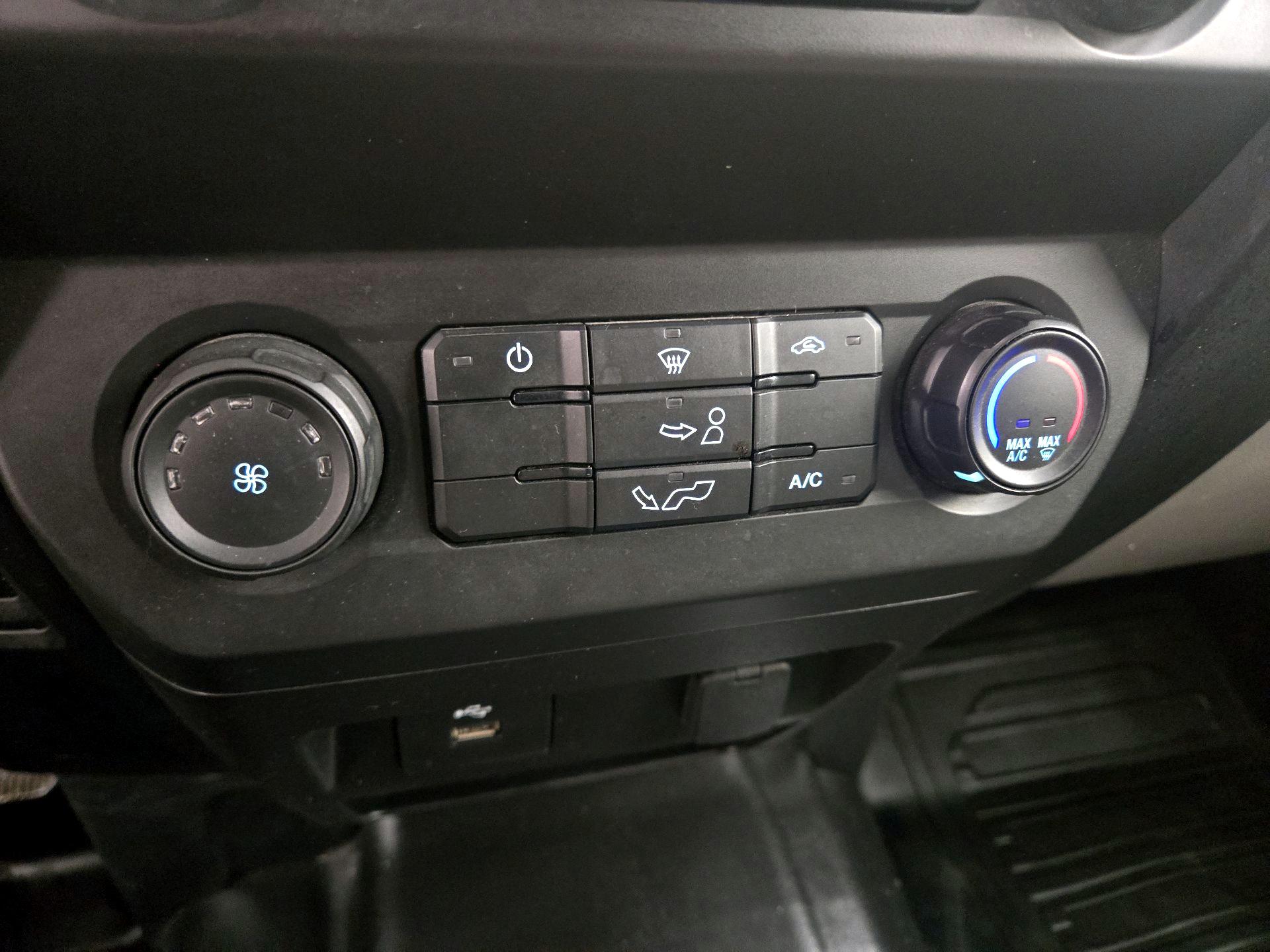 Thumbnail: 2020 Ford F-150 - 16