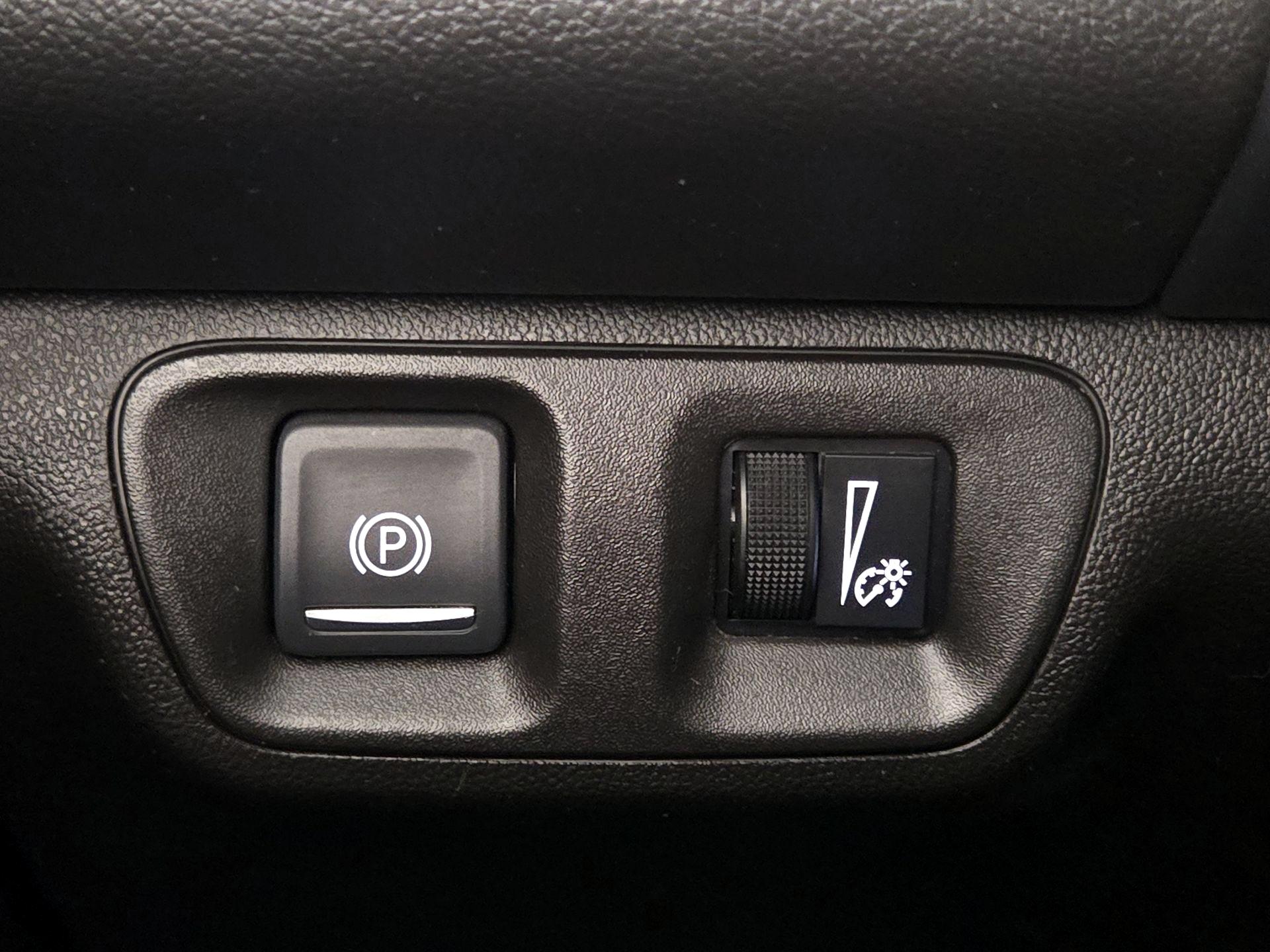 Thumbnail: 2021 GMC Acadia - 13