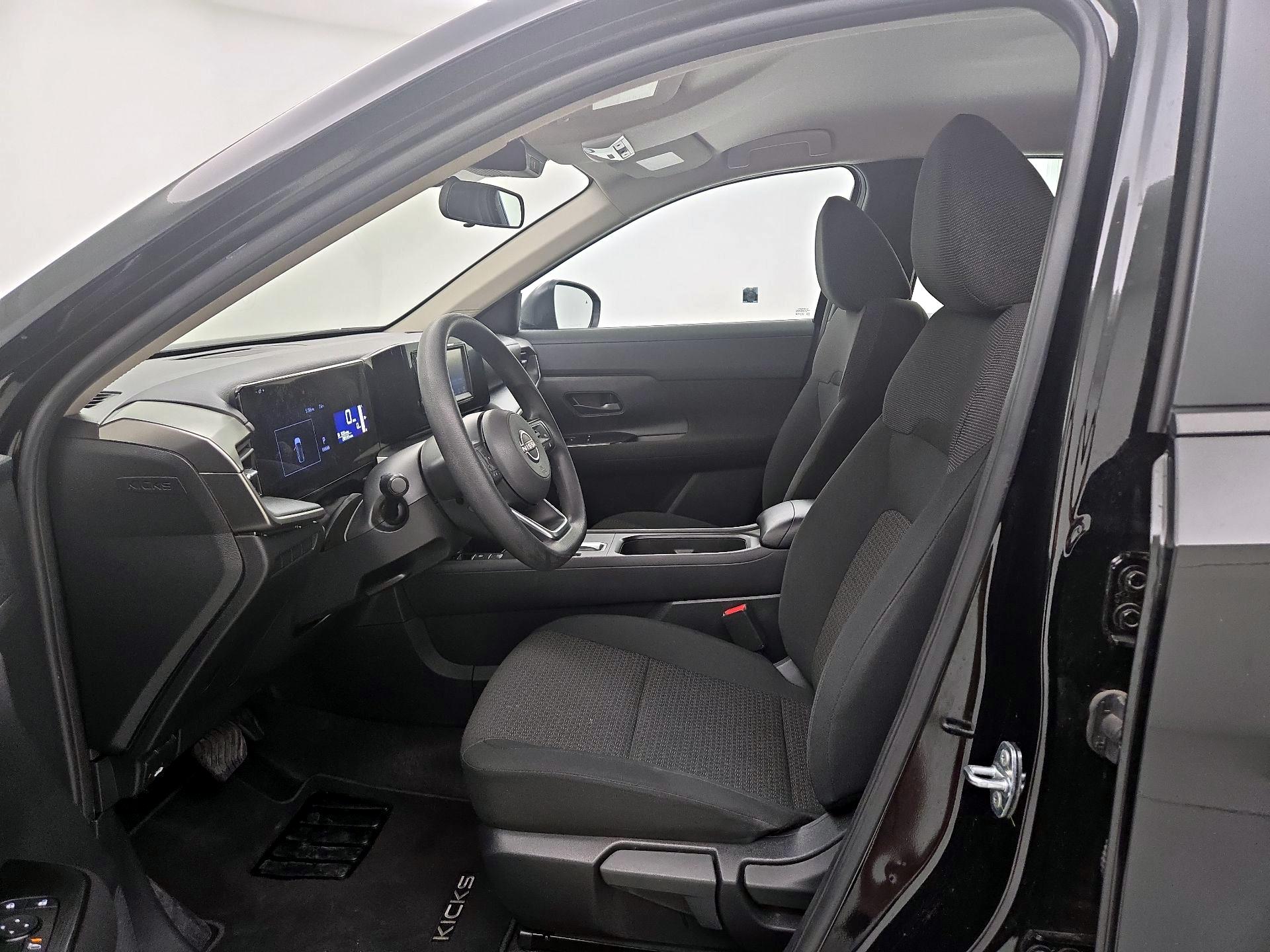 Thumbnail: 2025 Nissan Kicks - 11