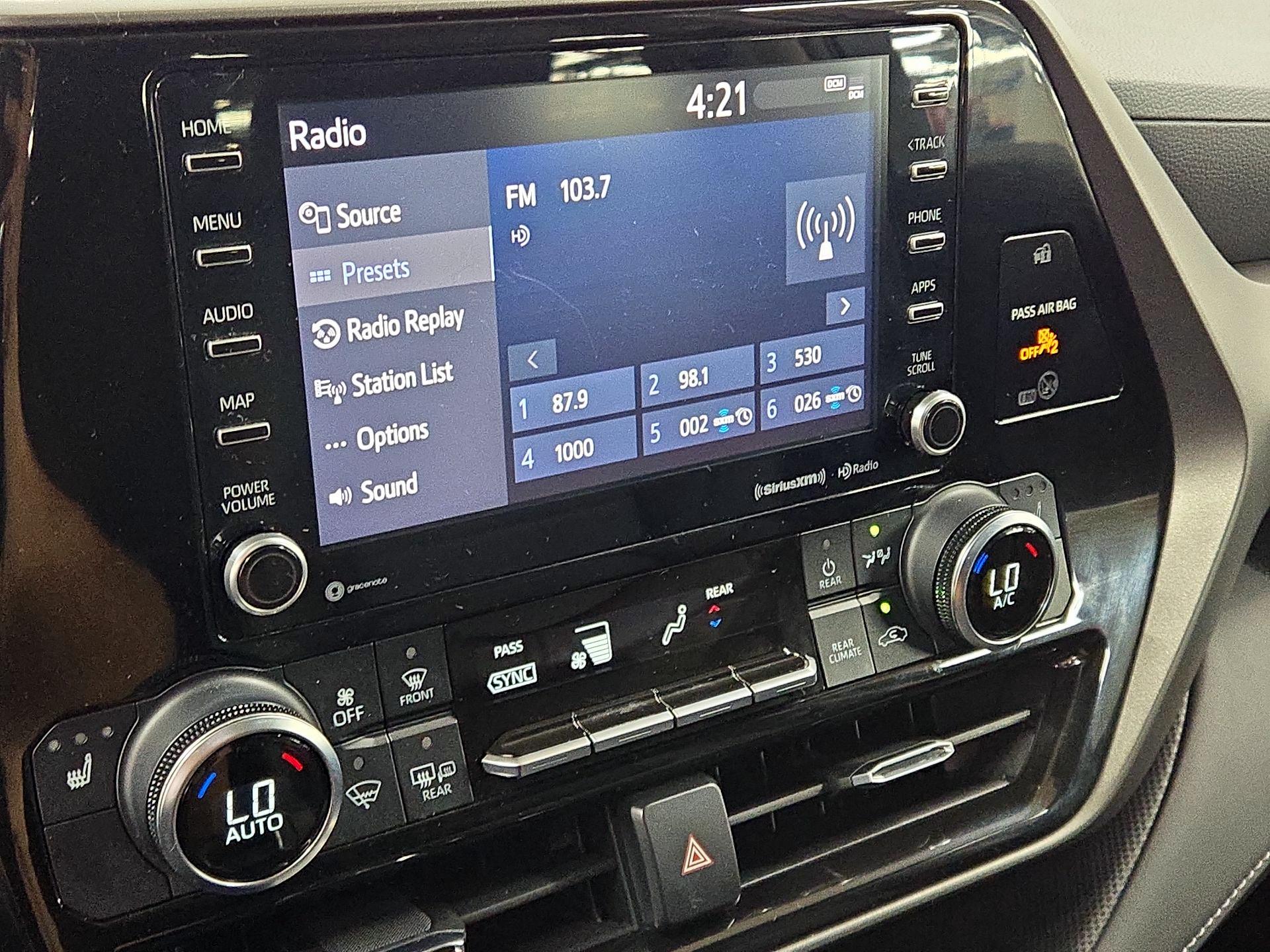 Thumbnail: 2022 Toyota Highlander - 16