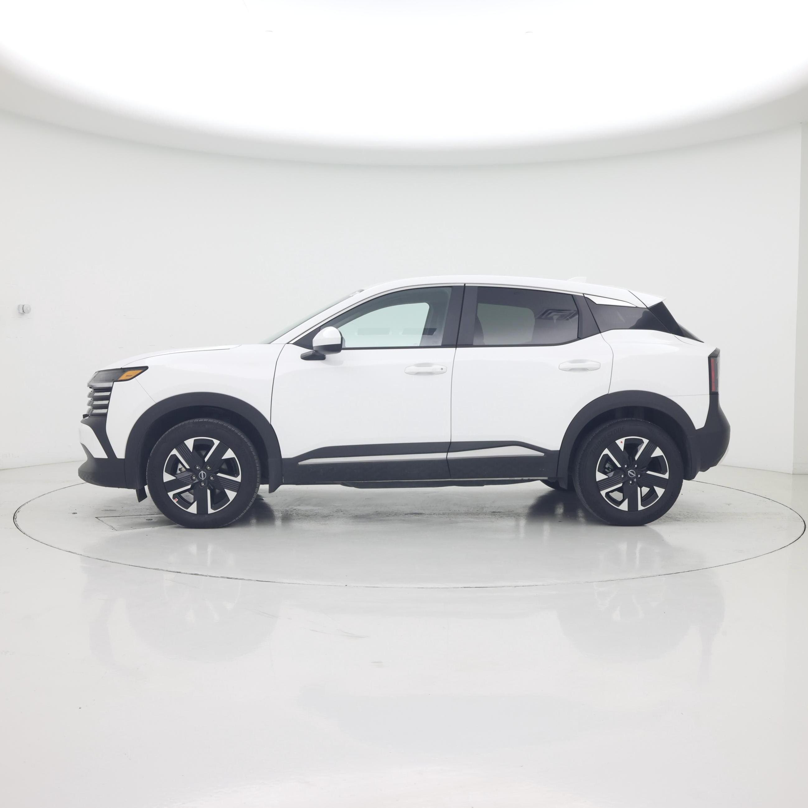 Thumbnail: 2025 Nissan Kicks - 3