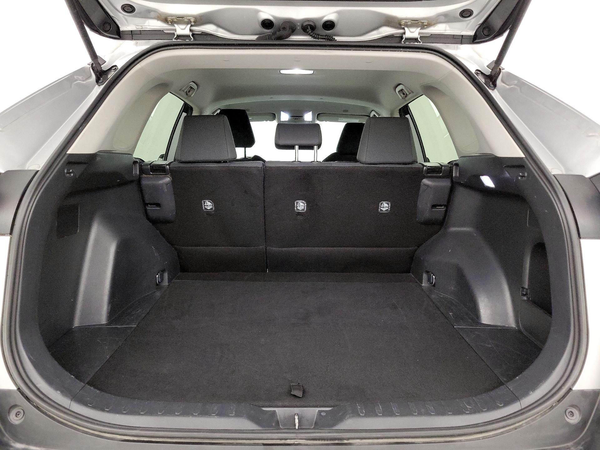 Thumbnail: 2024 Toyota RAV4 - 19