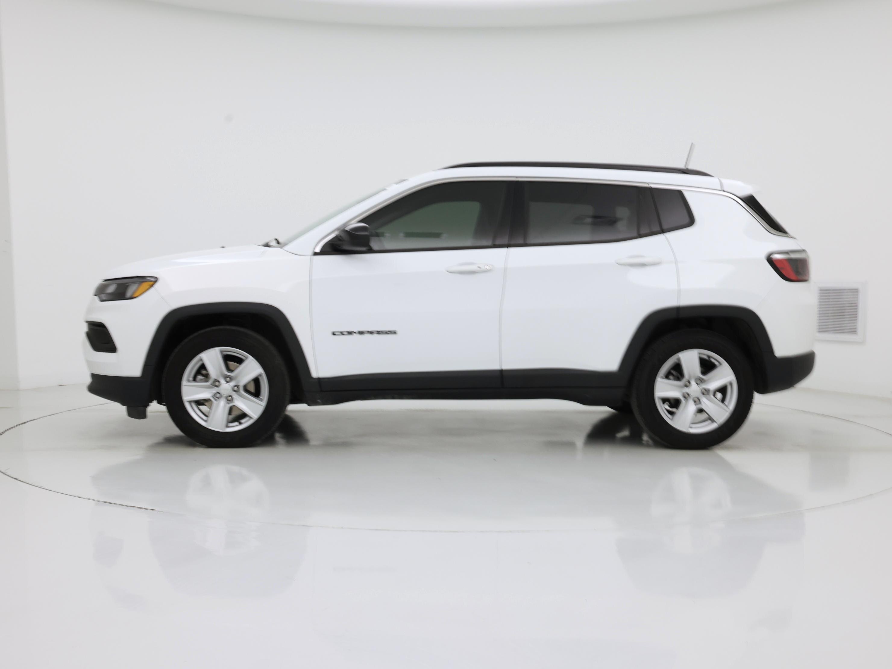 Thumbnail: 2022 Jeep Compass - 3