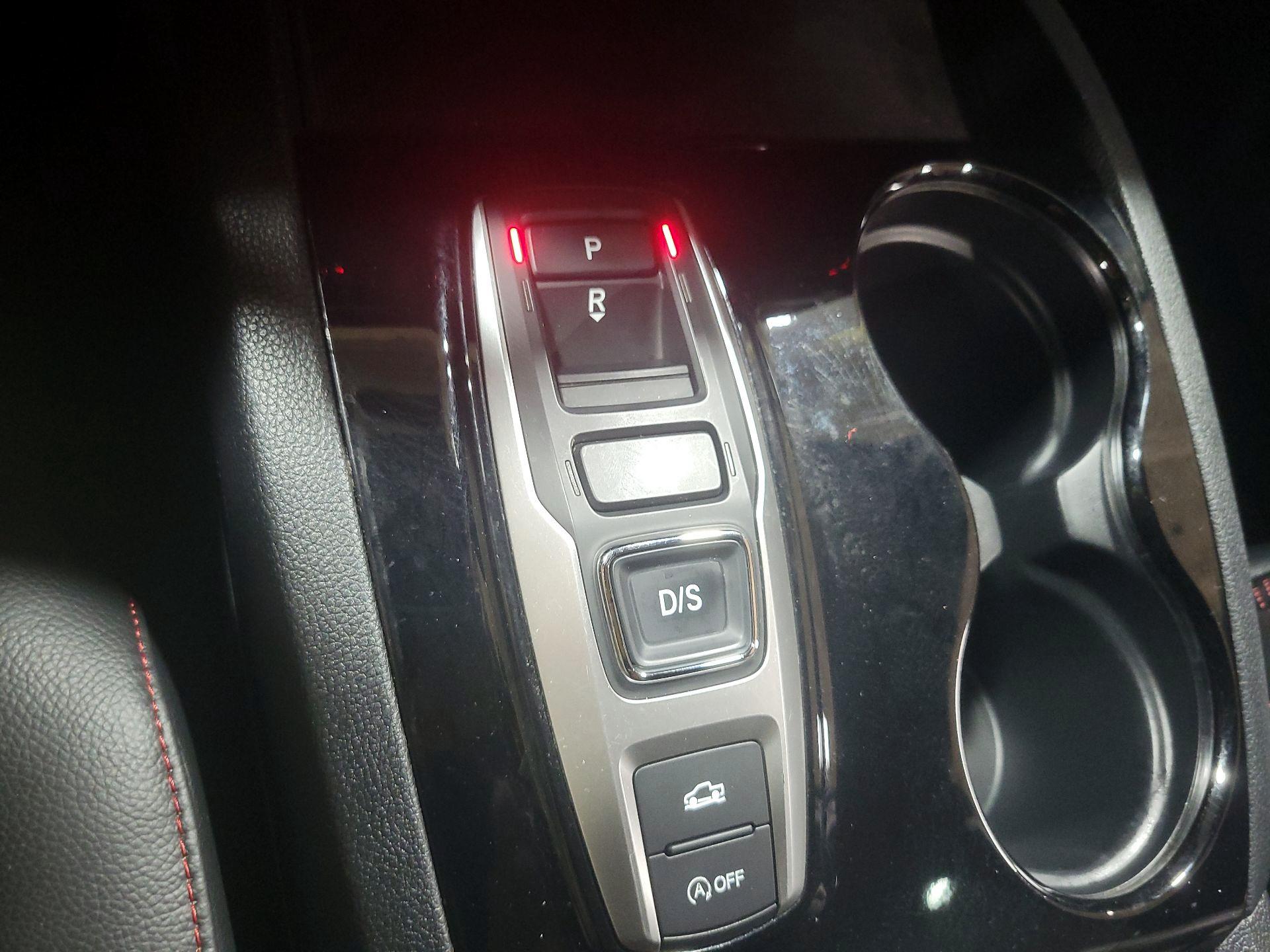 Thumbnail: 2020 Honda Ridgeline - 17