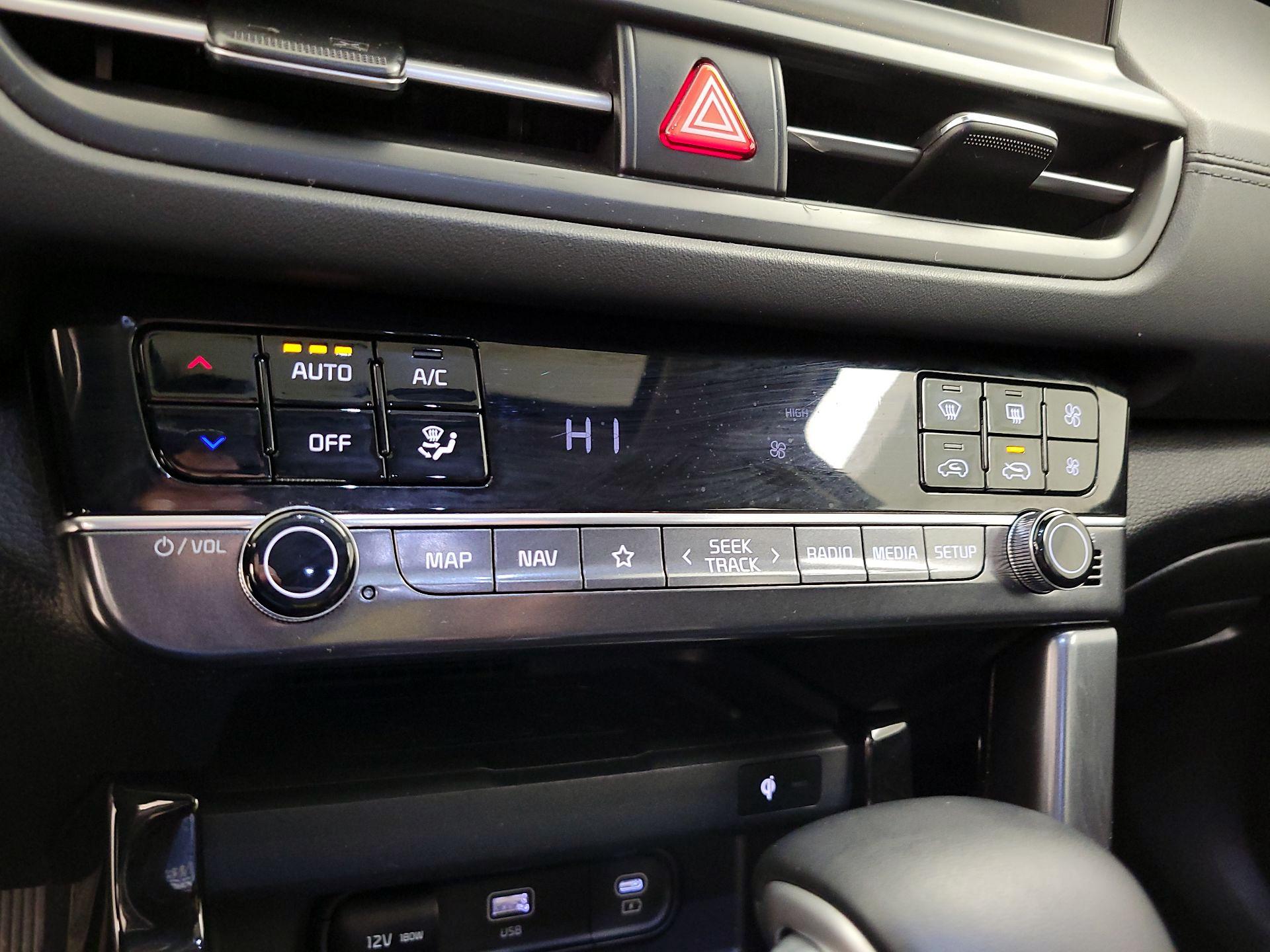 Thumbnail: 2024 Kia Seltos - 17