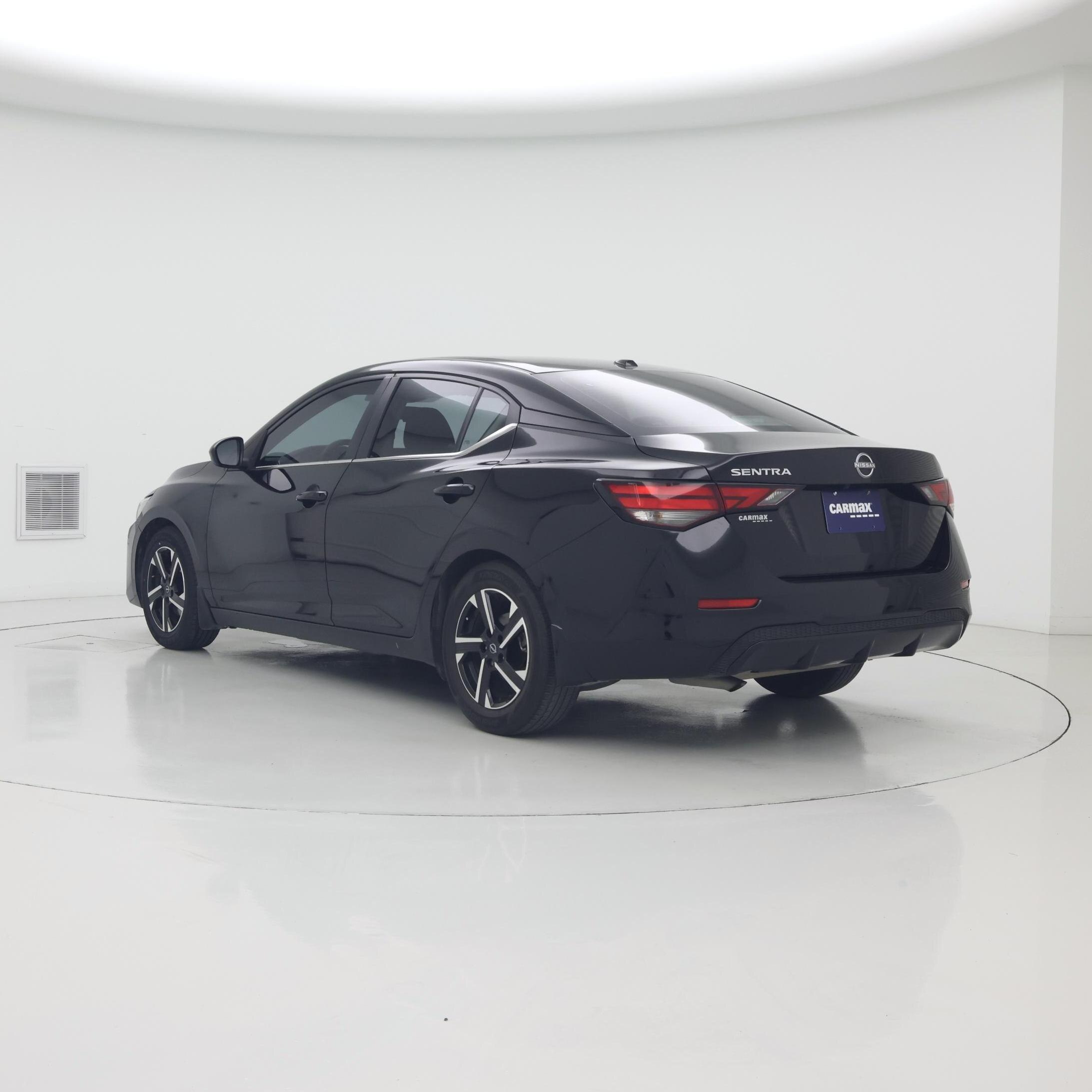 Thumbnail: 2025 Nissan Sentra - 2