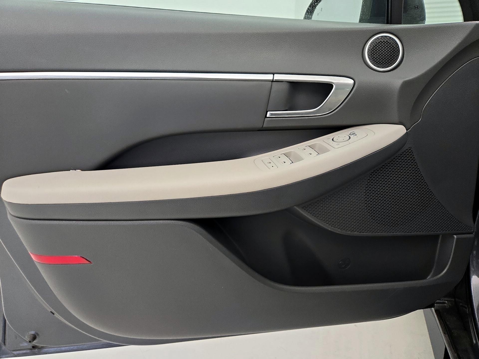 Thumbnail: 2023 Hyundai Sonata - 12