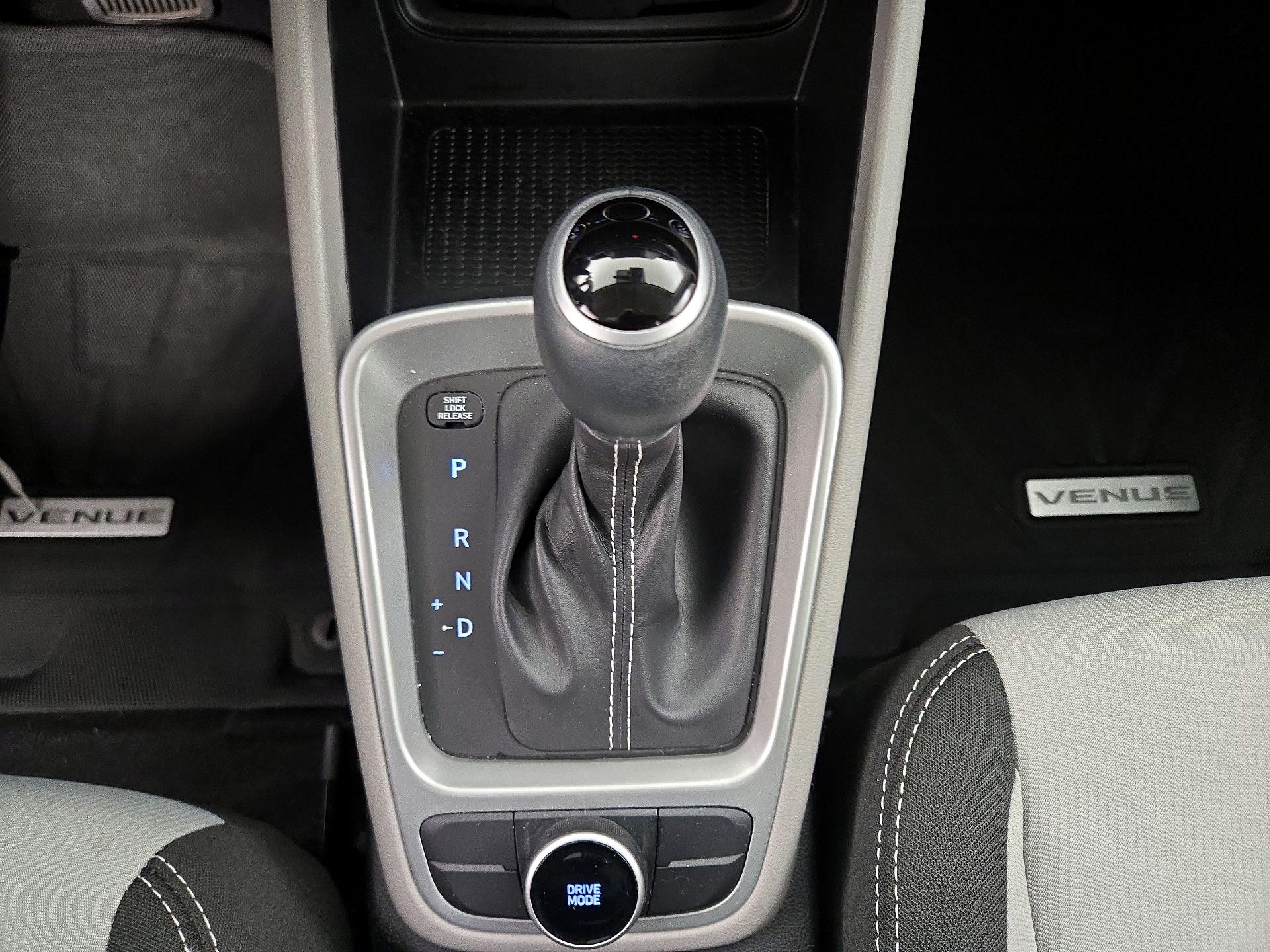 Thumbnail: 2024 Hyundai Venue - 17