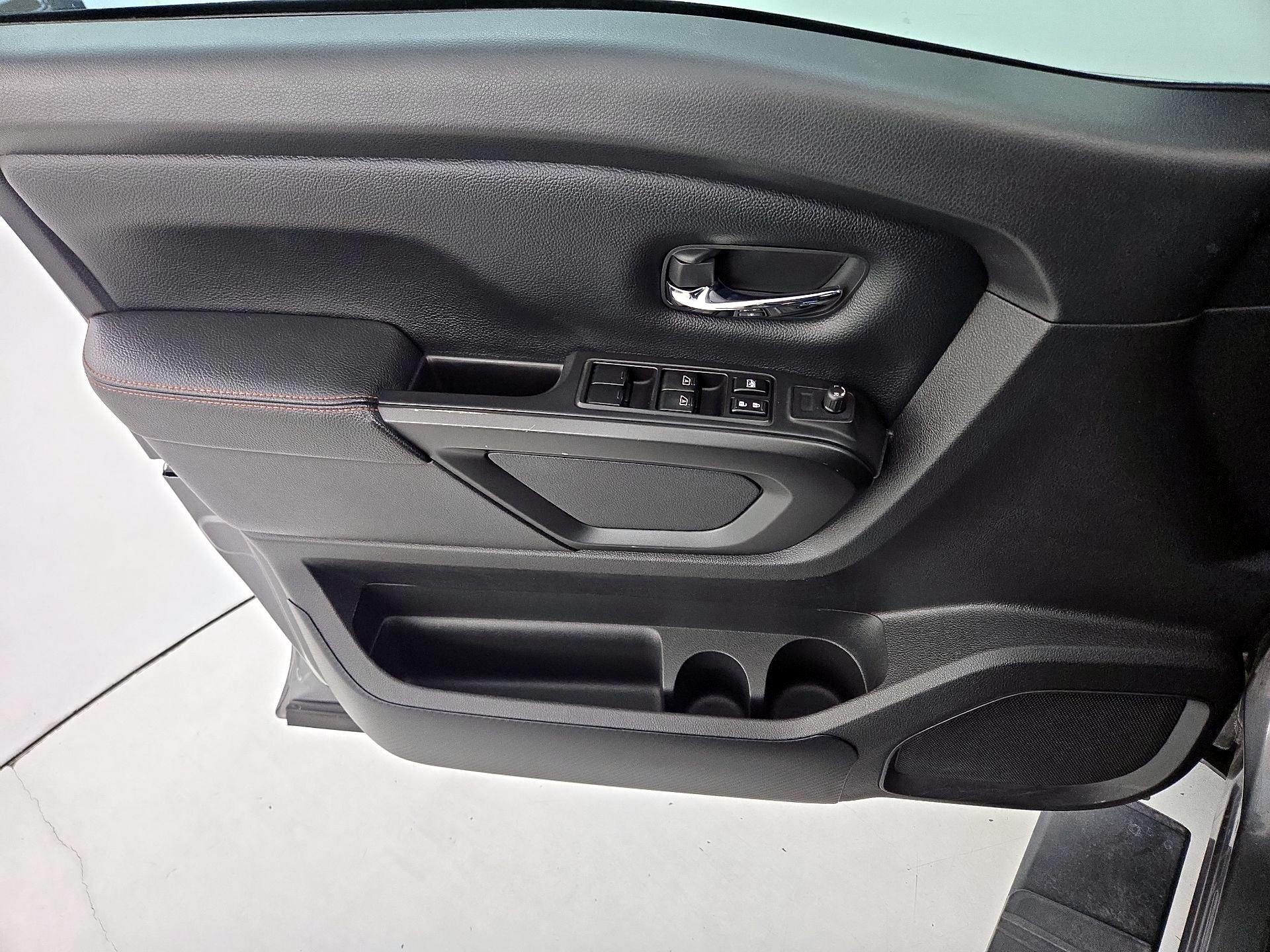 Thumbnail: 2021 Nissan Titan - 12