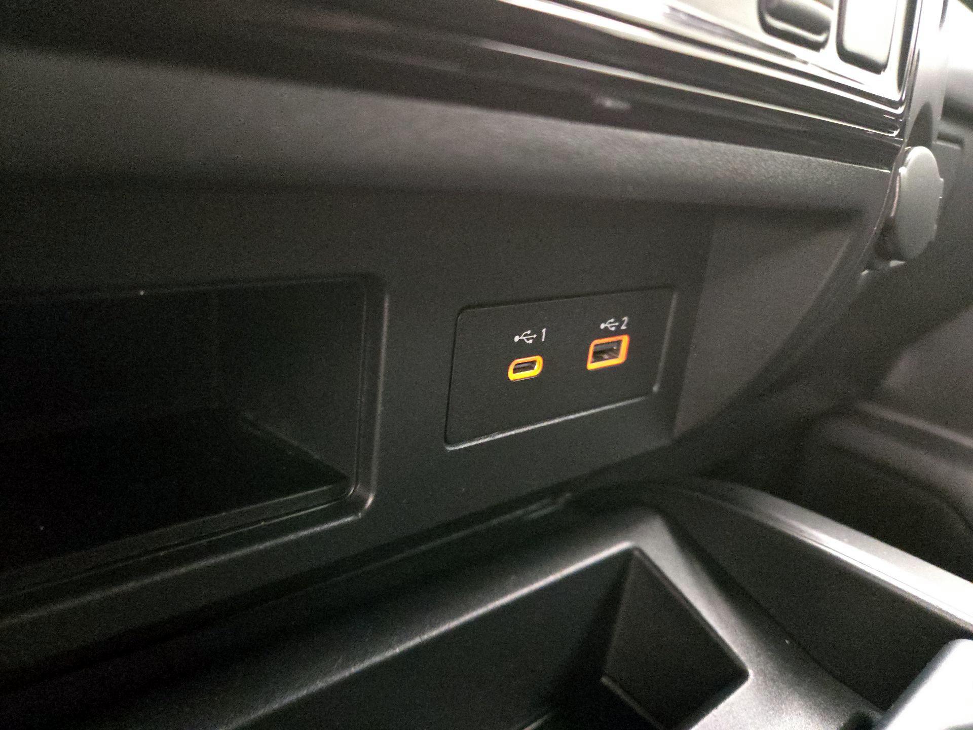 Thumbnail: 2021 Nissan Titan - 19