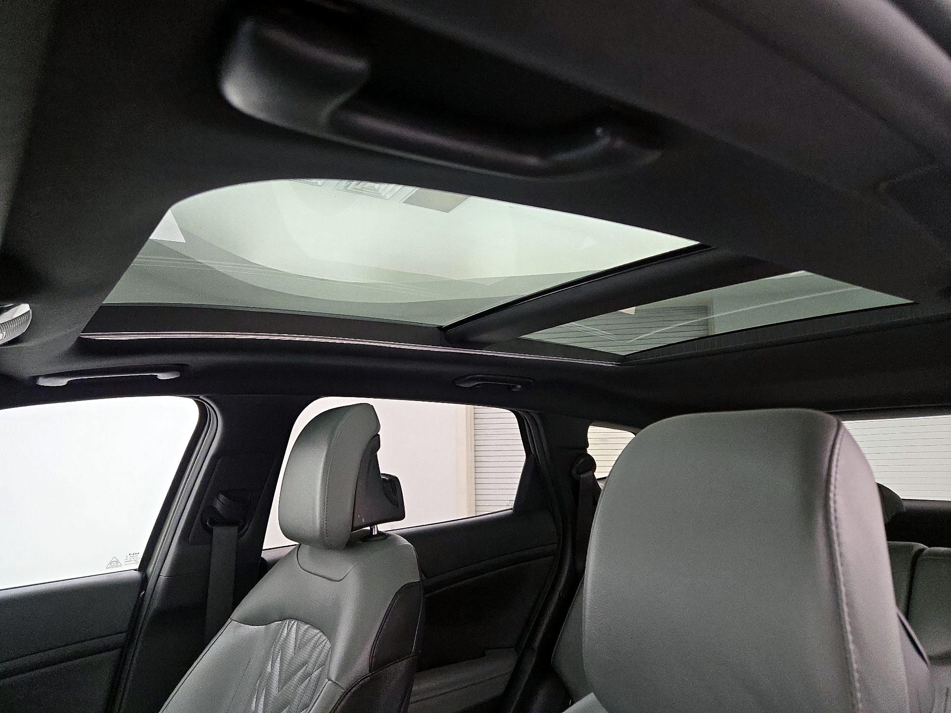 Thumbnail: 2023 Kia Sportage - 20