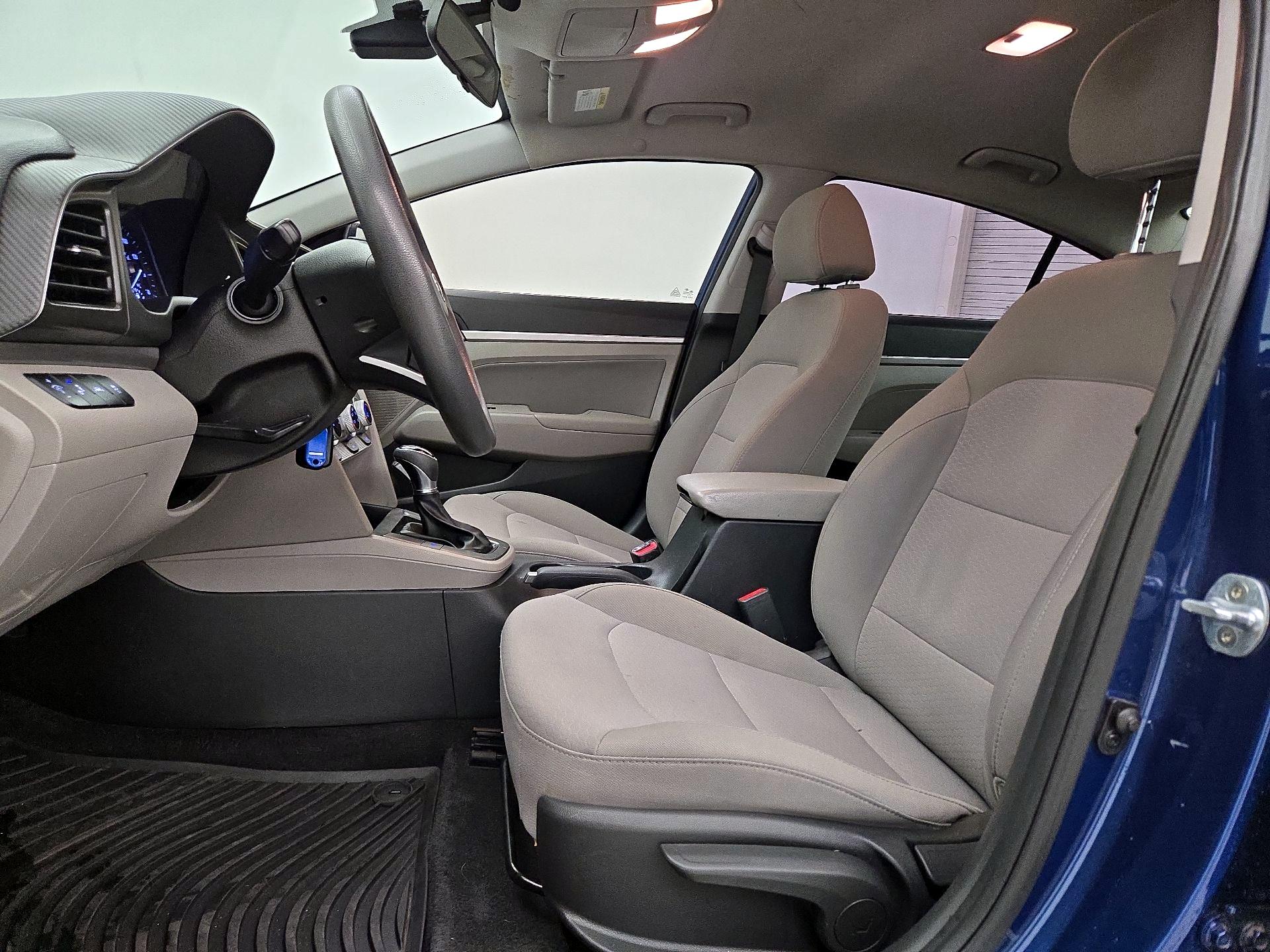 Thumbnail: 2019 Hyundai Elantra - 11