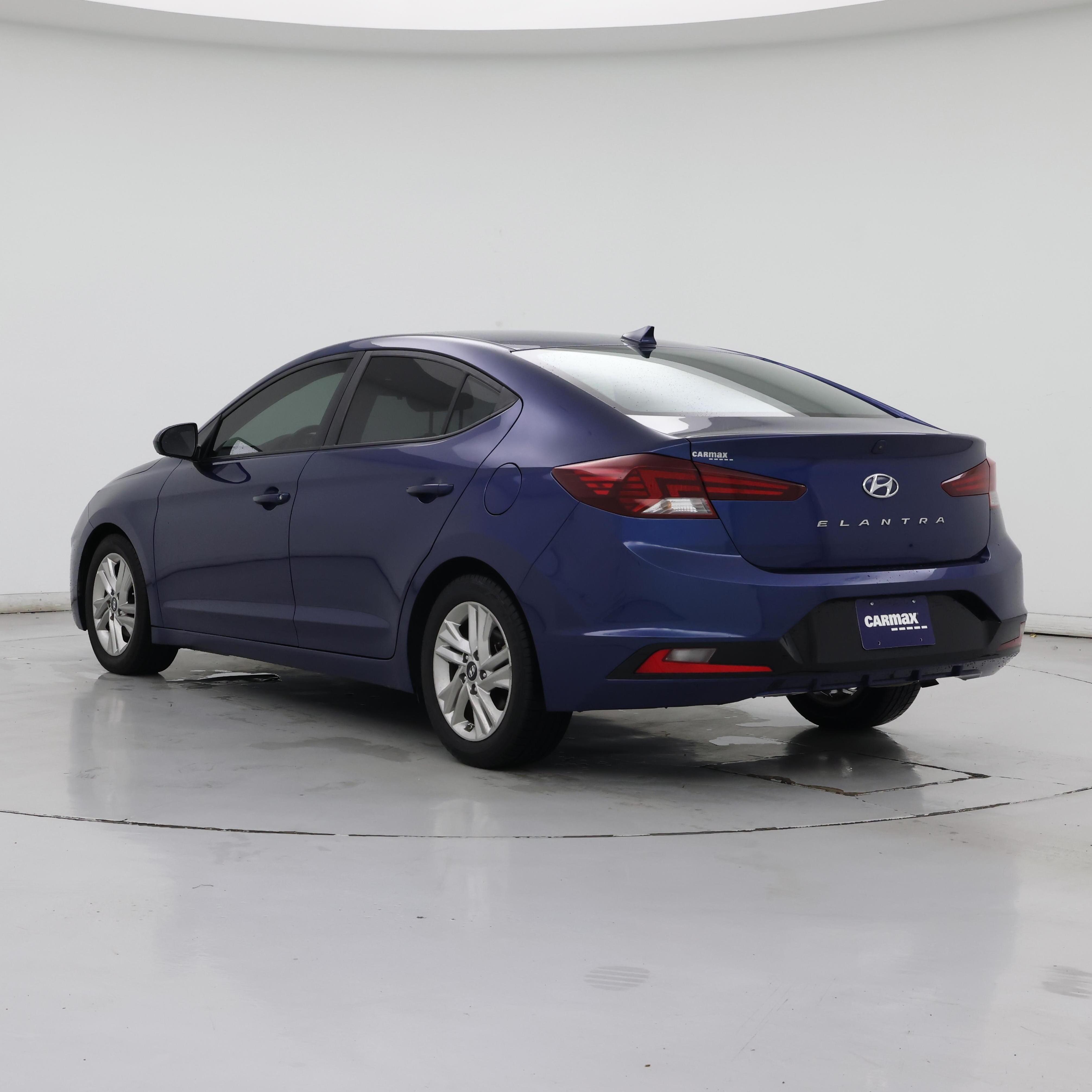 Thumbnail: 2019 Hyundai Elantra - 2