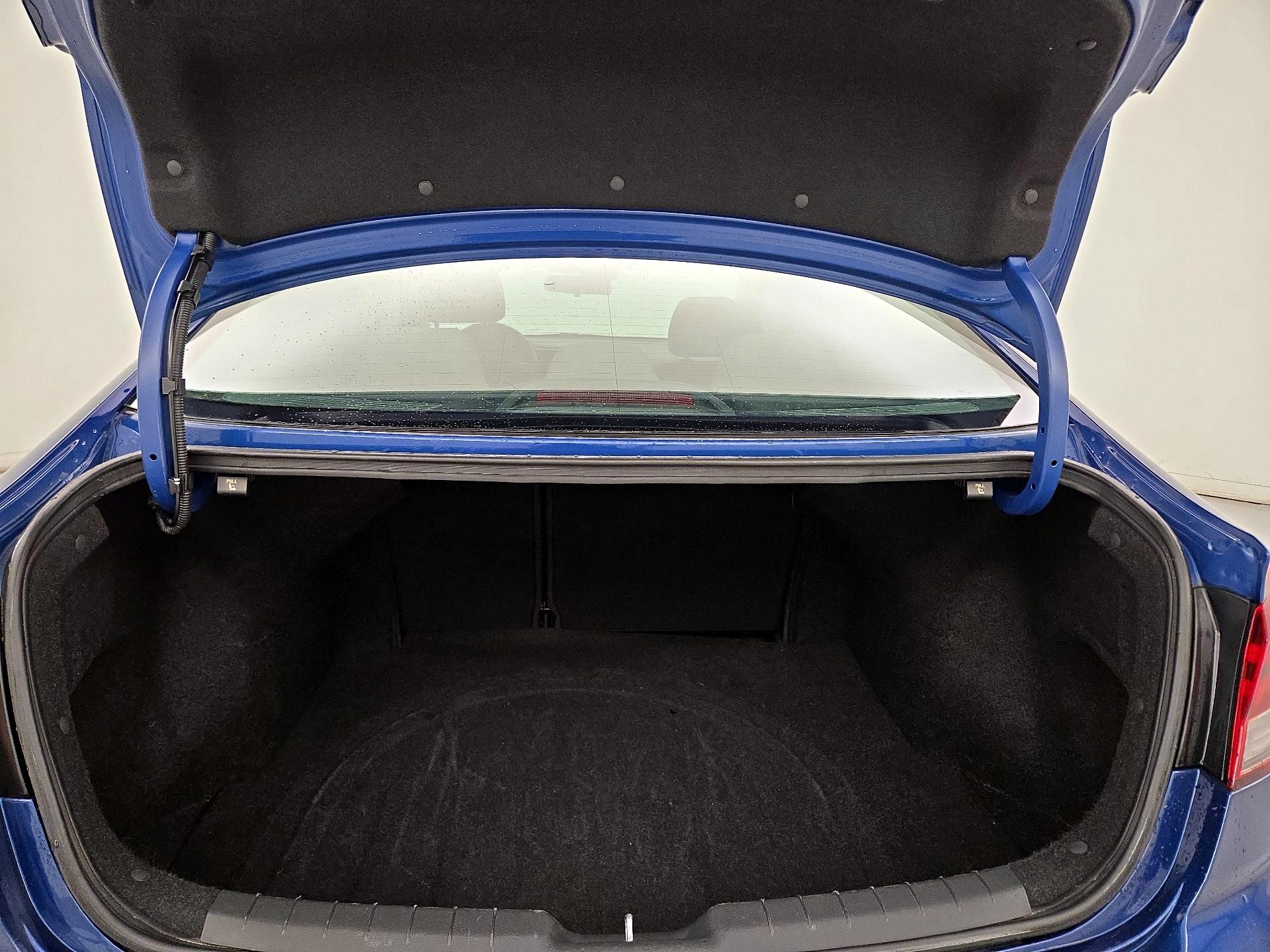 Thumbnail: 2019 Hyundai Elantra - 20