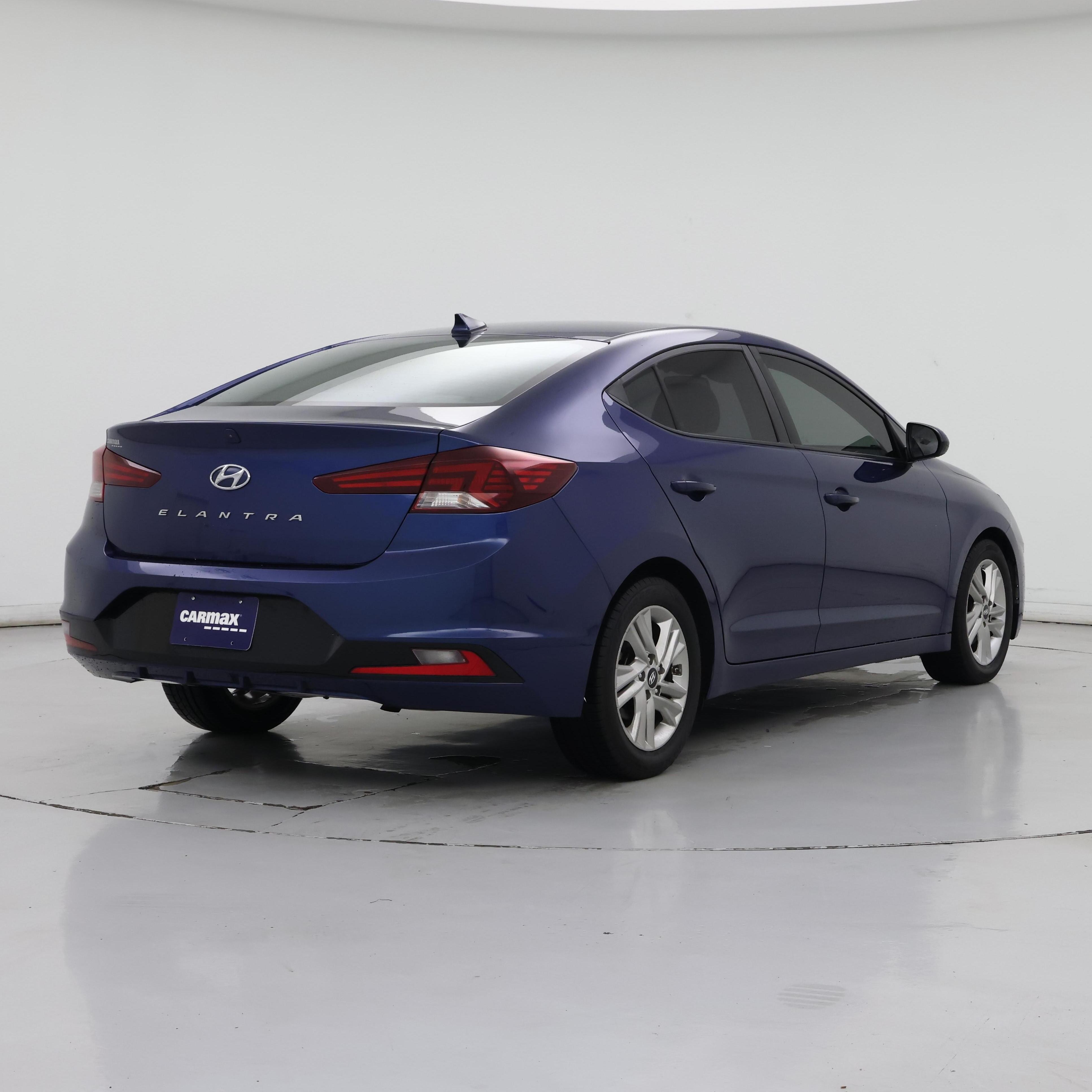 Thumbnail: 2019 Hyundai Elantra - 8