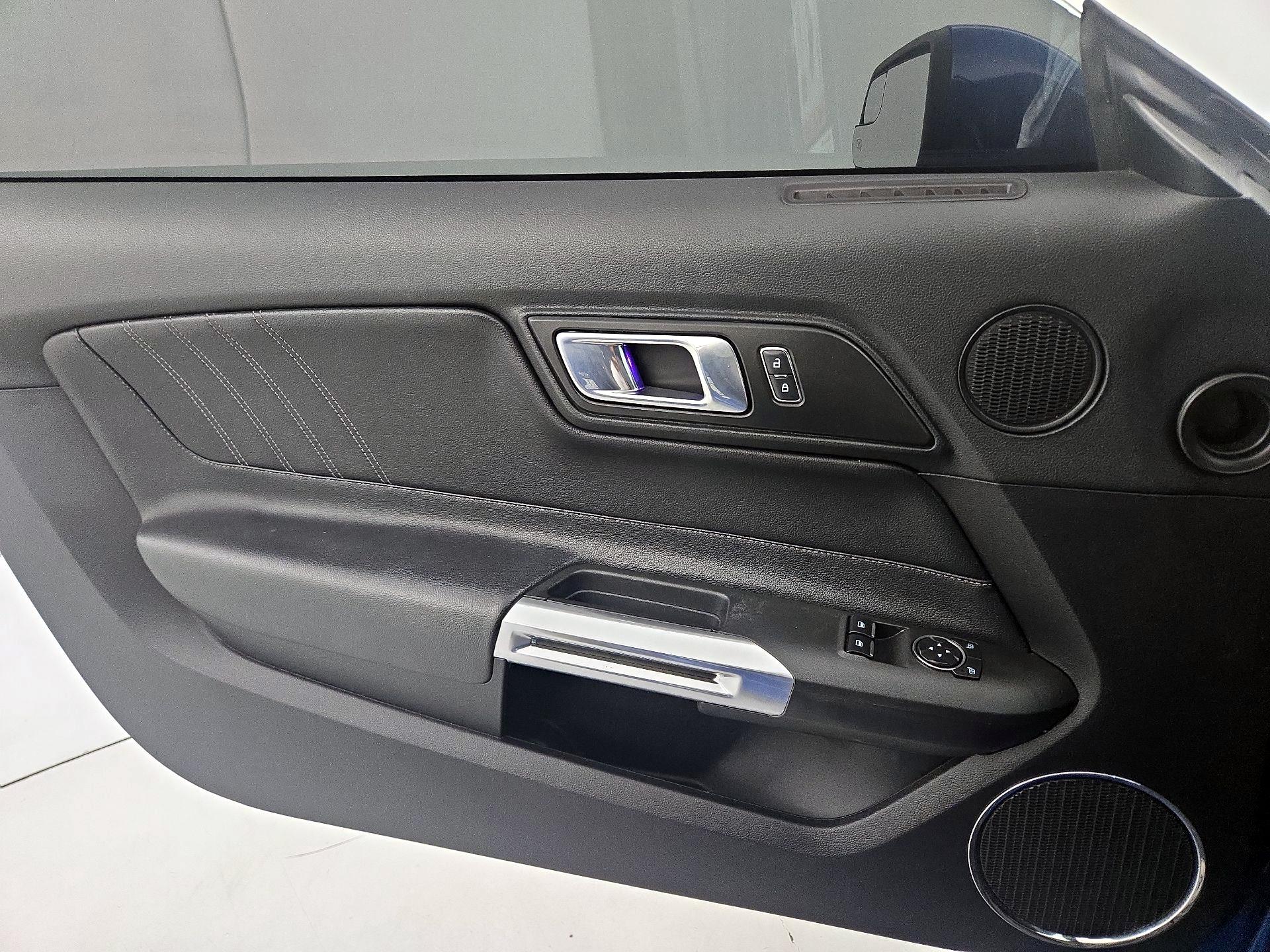 Thumbnail: 2018 Ford Mustang - 12