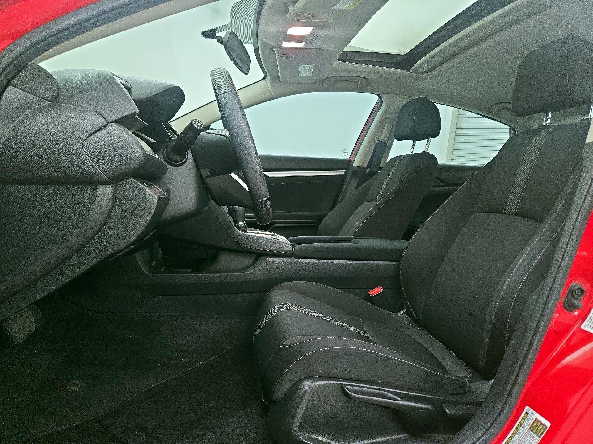 Thumbnail: 2016 Honda Civic - 11