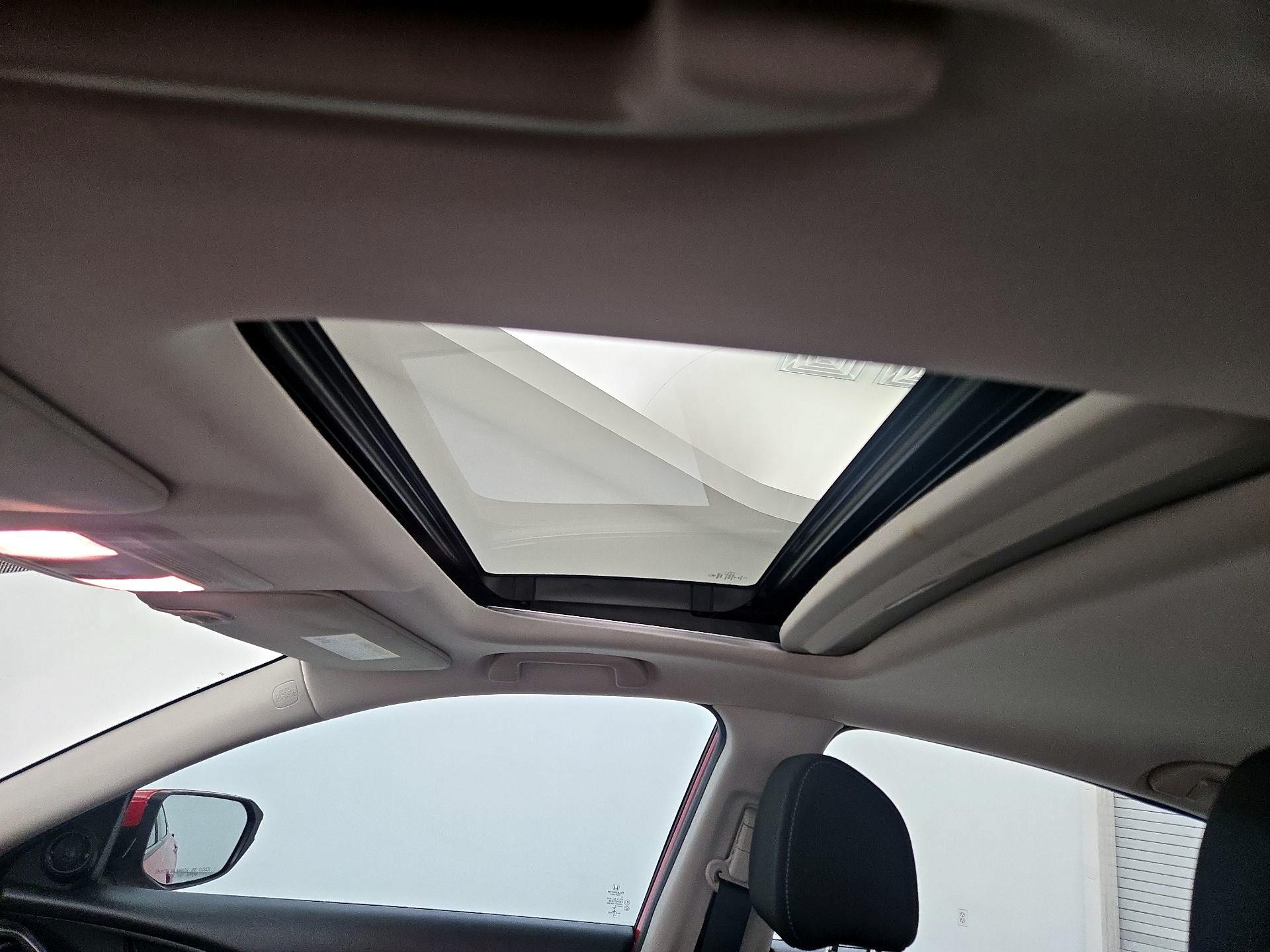 Thumbnail: 2016 Honda Civic - 19