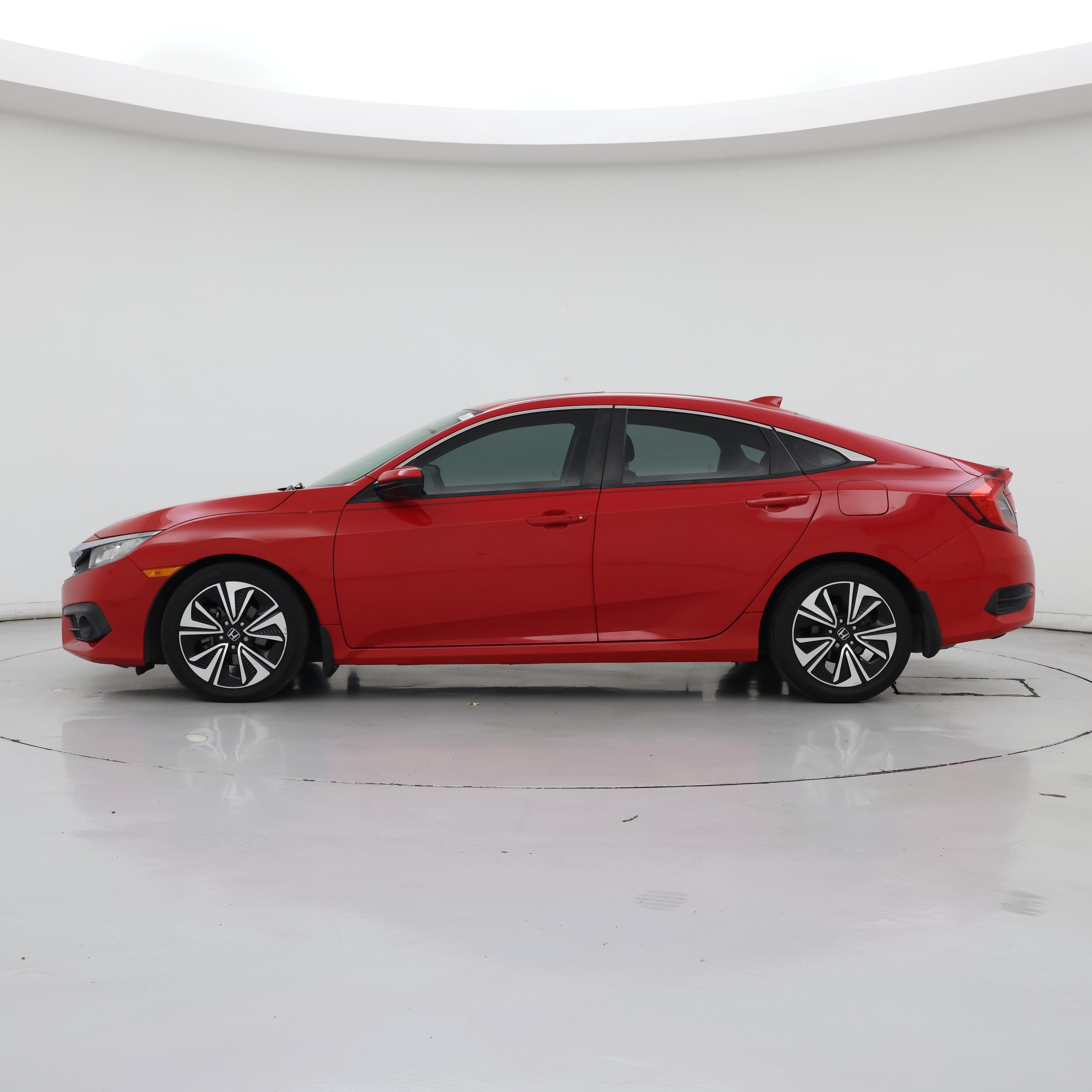 Thumbnail: 2016 Honda Civic - 3