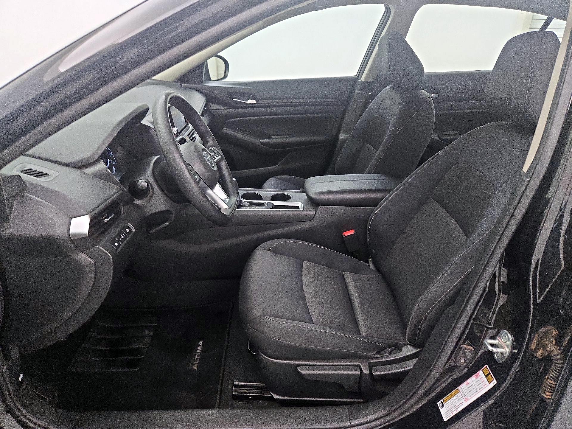 Thumbnail: 2021 Nissan Altima - 11