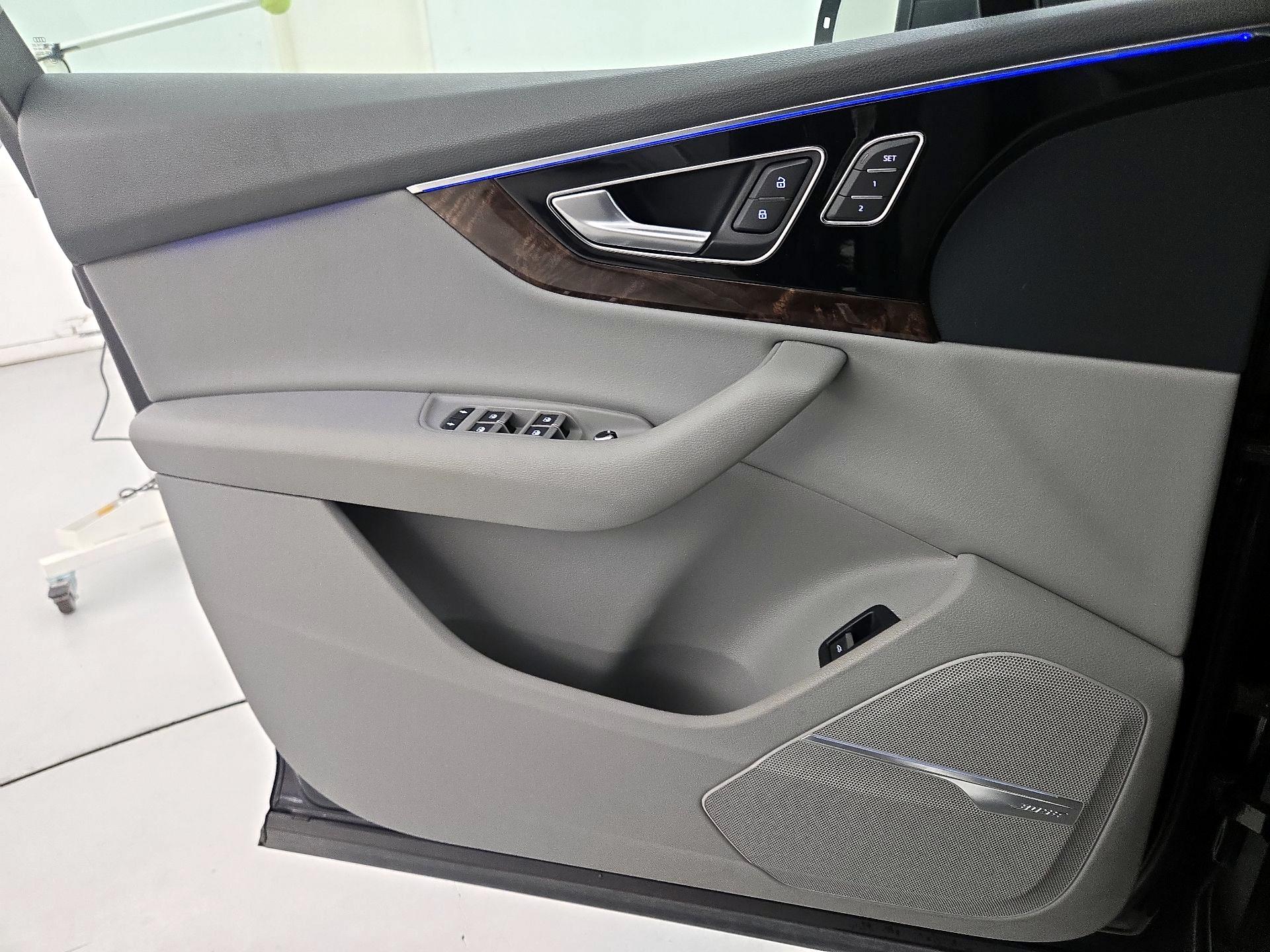 Thumbnail: 2018 Audi Q7 - 12