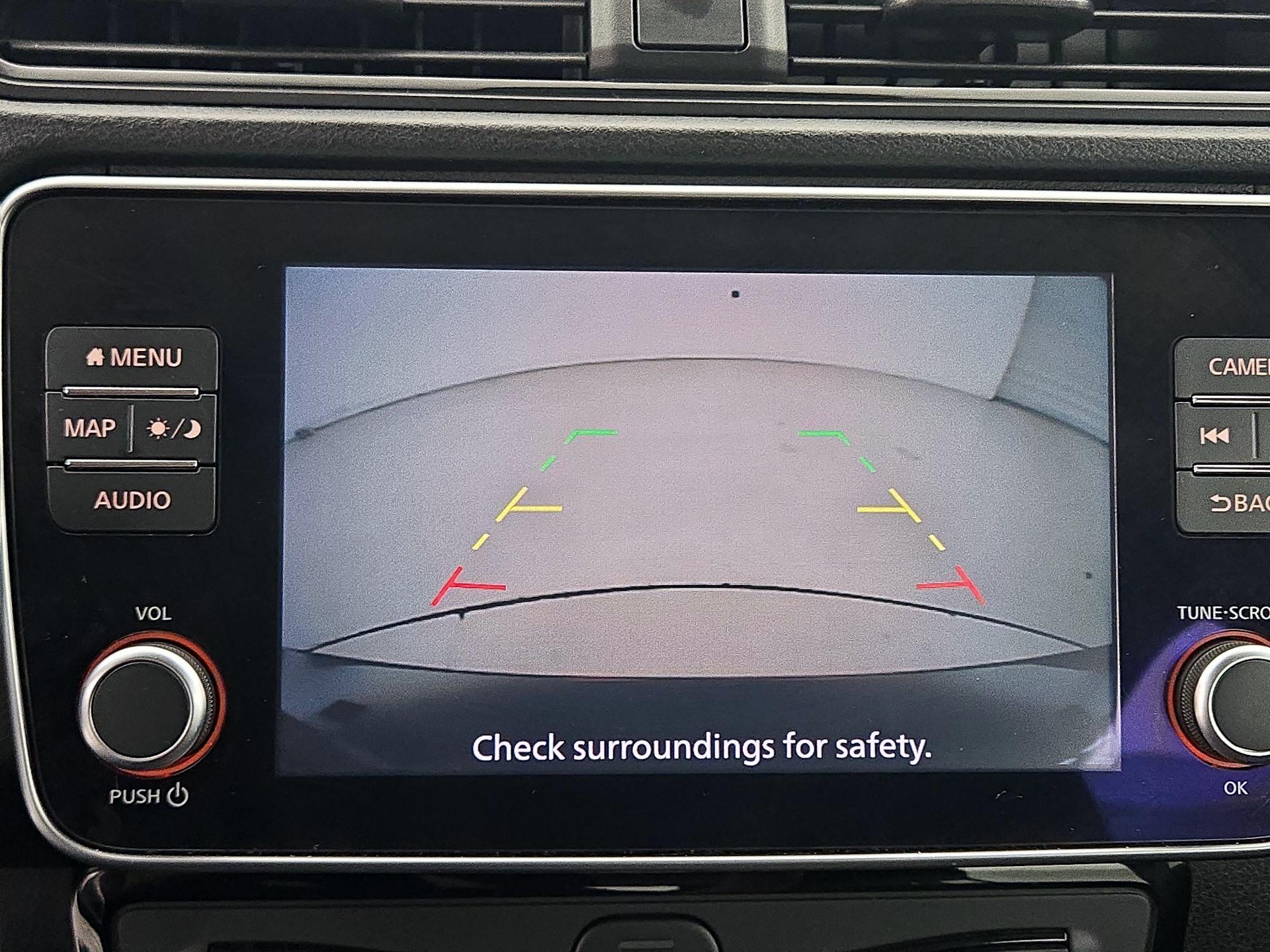 Thumbnail: 2021 Nissan Leaf - 15