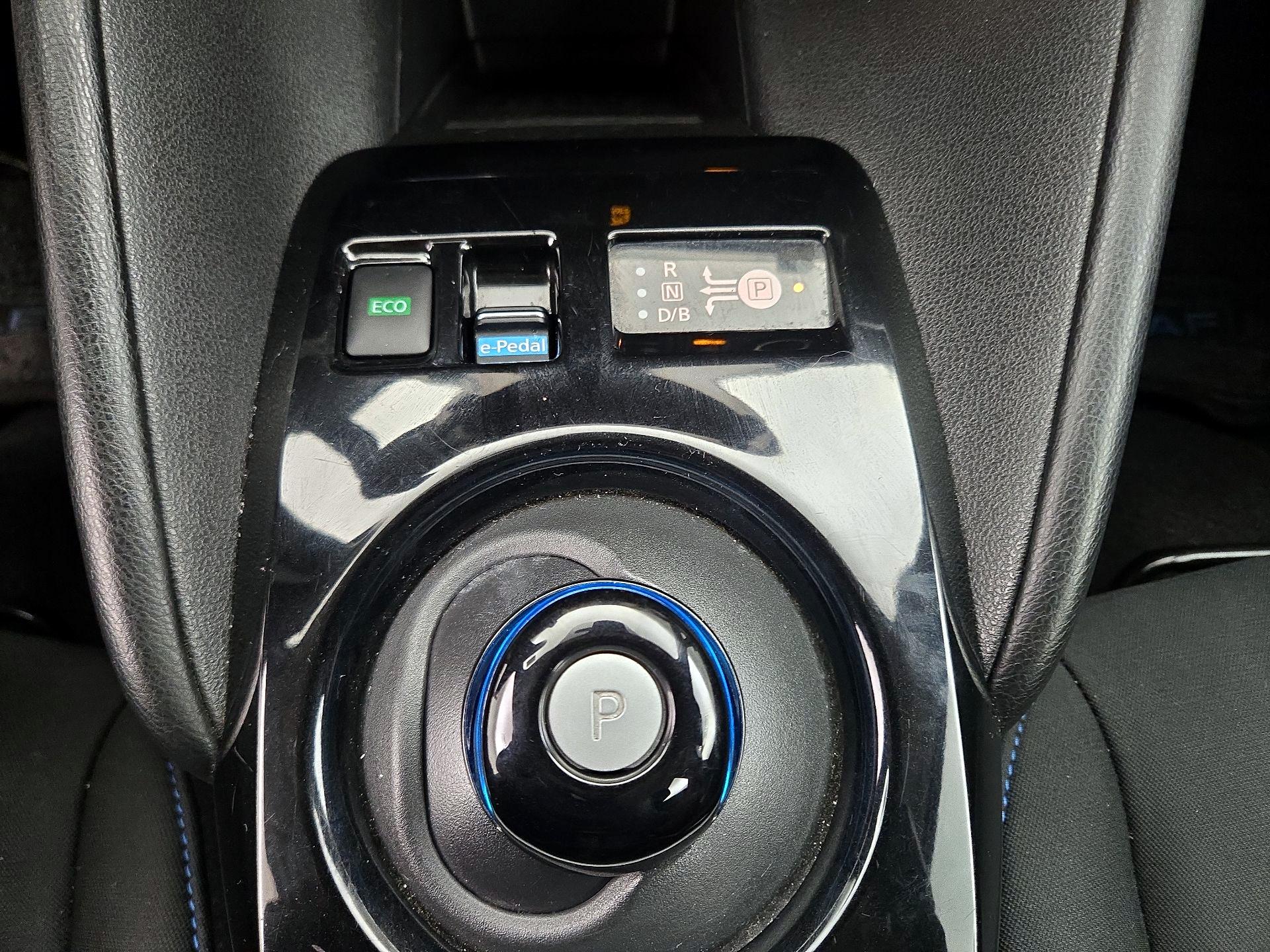 Thumbnail: 2021 Nissan Leaf - 18