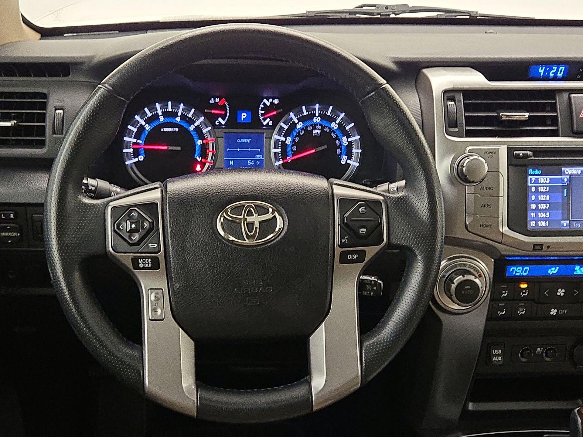 Thumbnail: 2016 Toyota 4Runner - 10