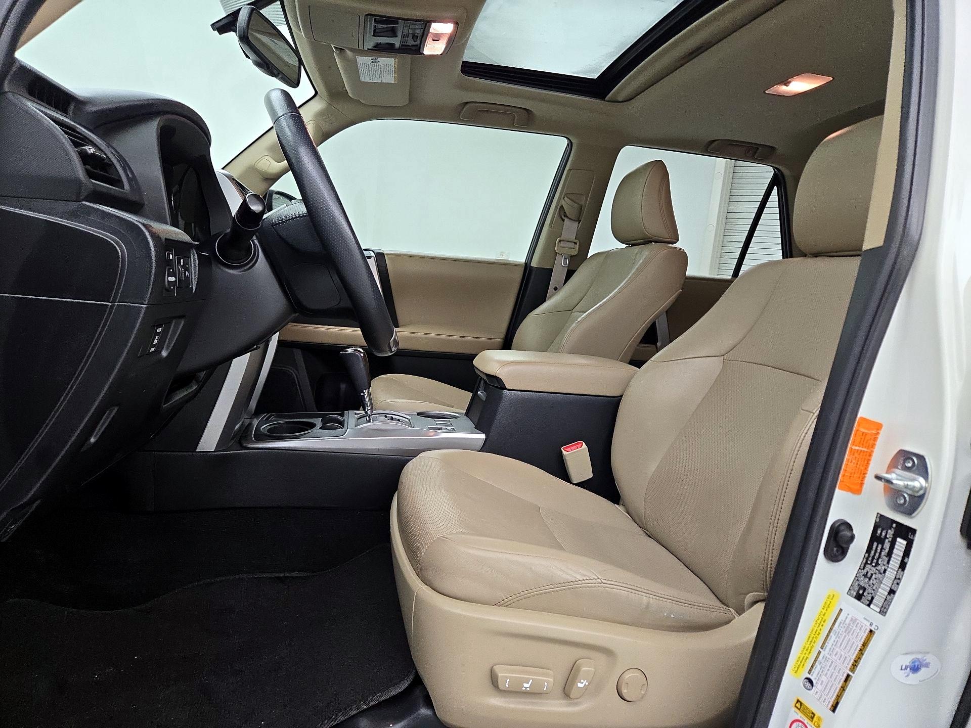 Thumbnail: 2016 Toyota 4Runner - 11