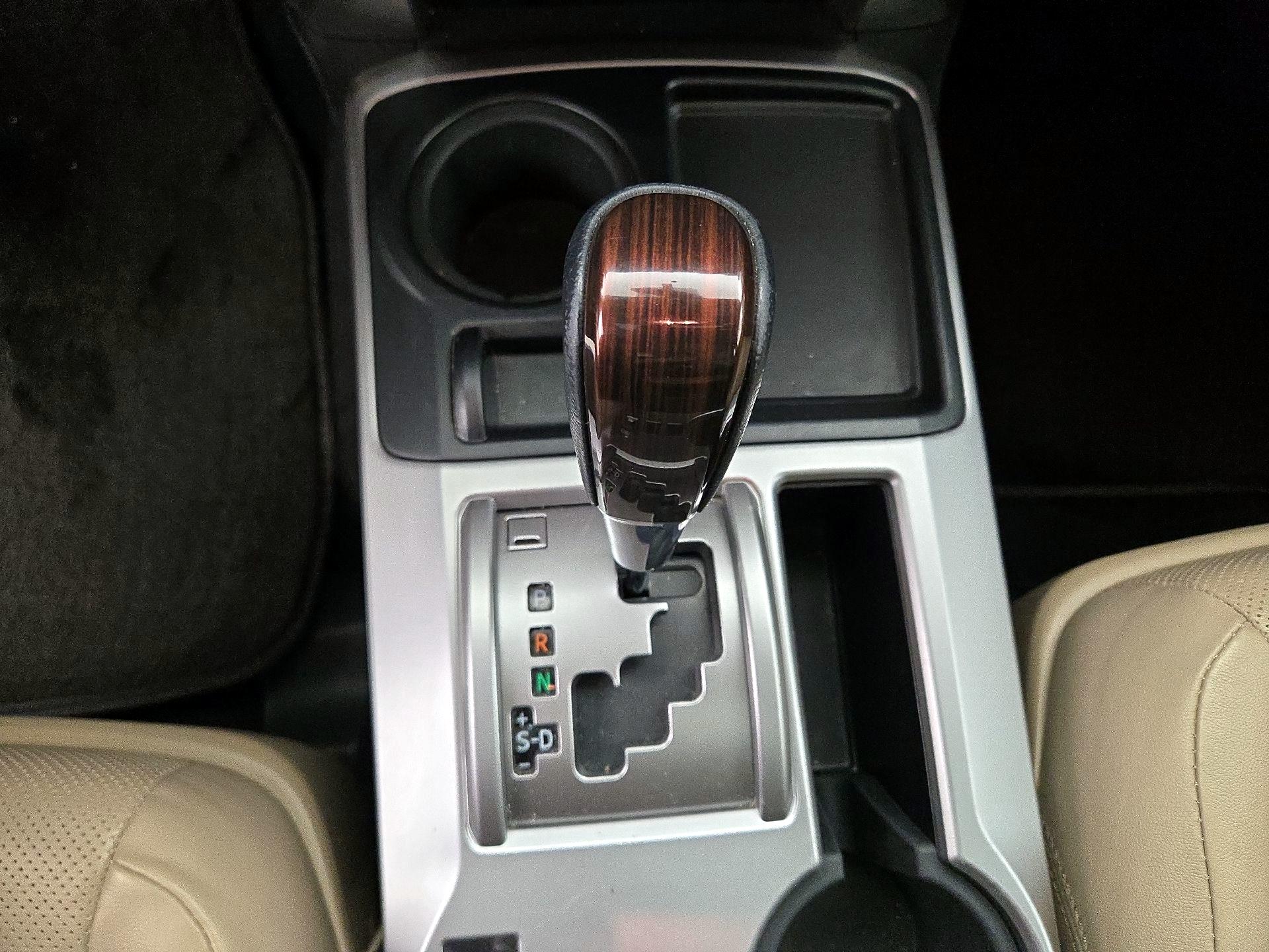 Thumbnail: 2016 Toyota 4Runner - 17