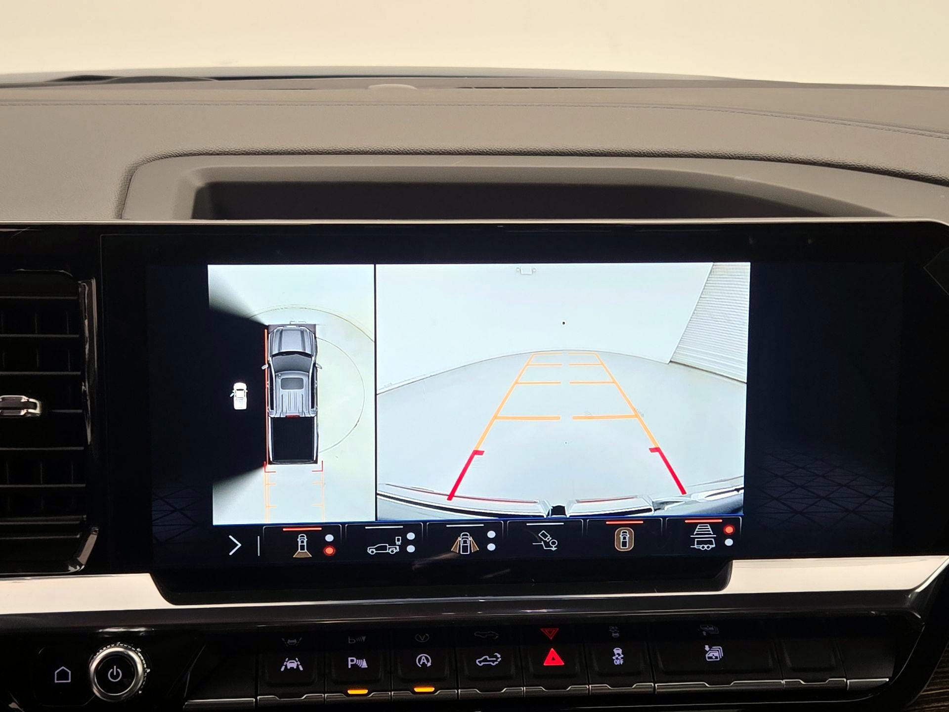 Thumbnail: 2025 GMC Sierra 1500 - 14