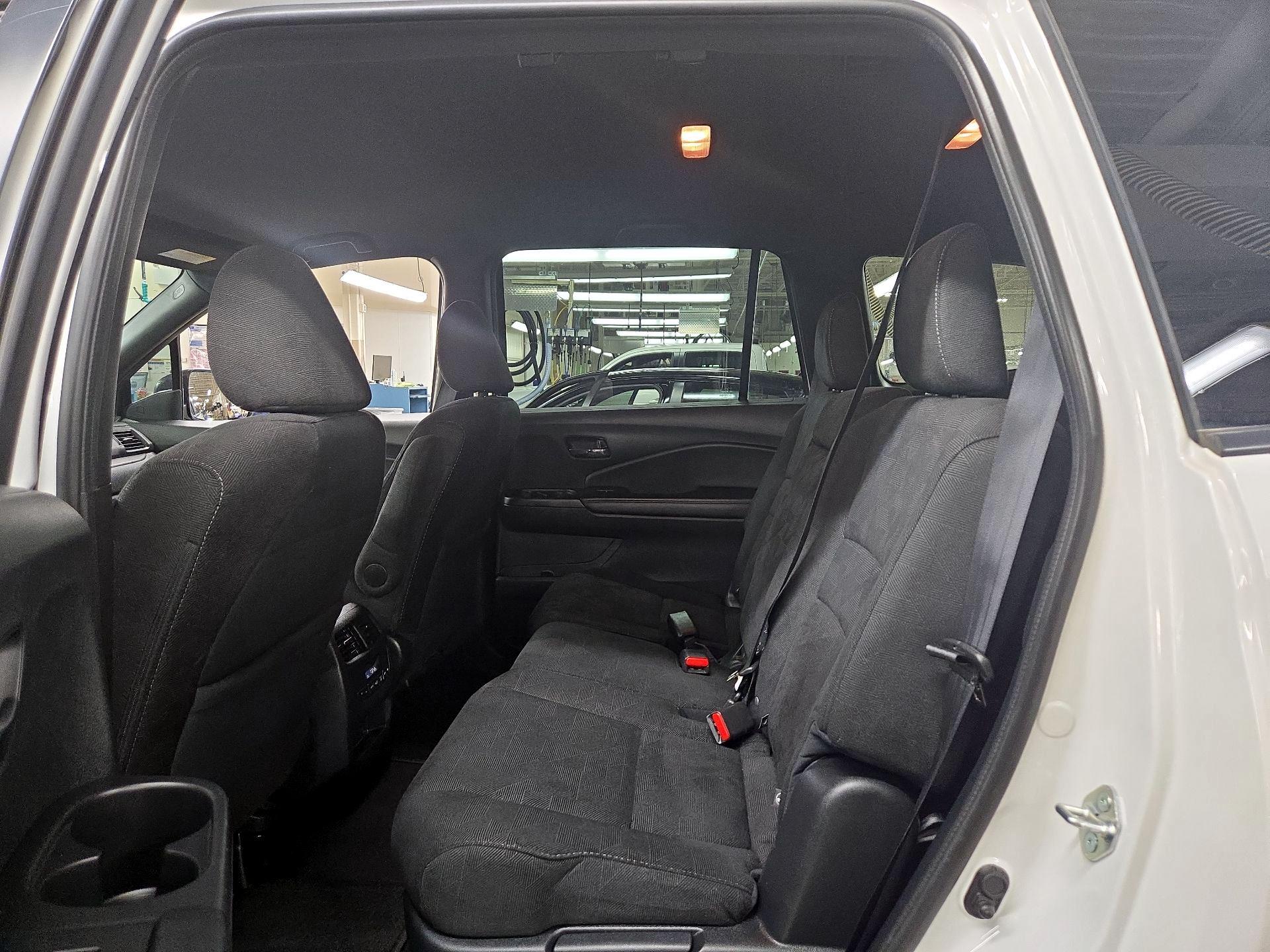 Thumbnail: 2022 Honda Pilot - 19