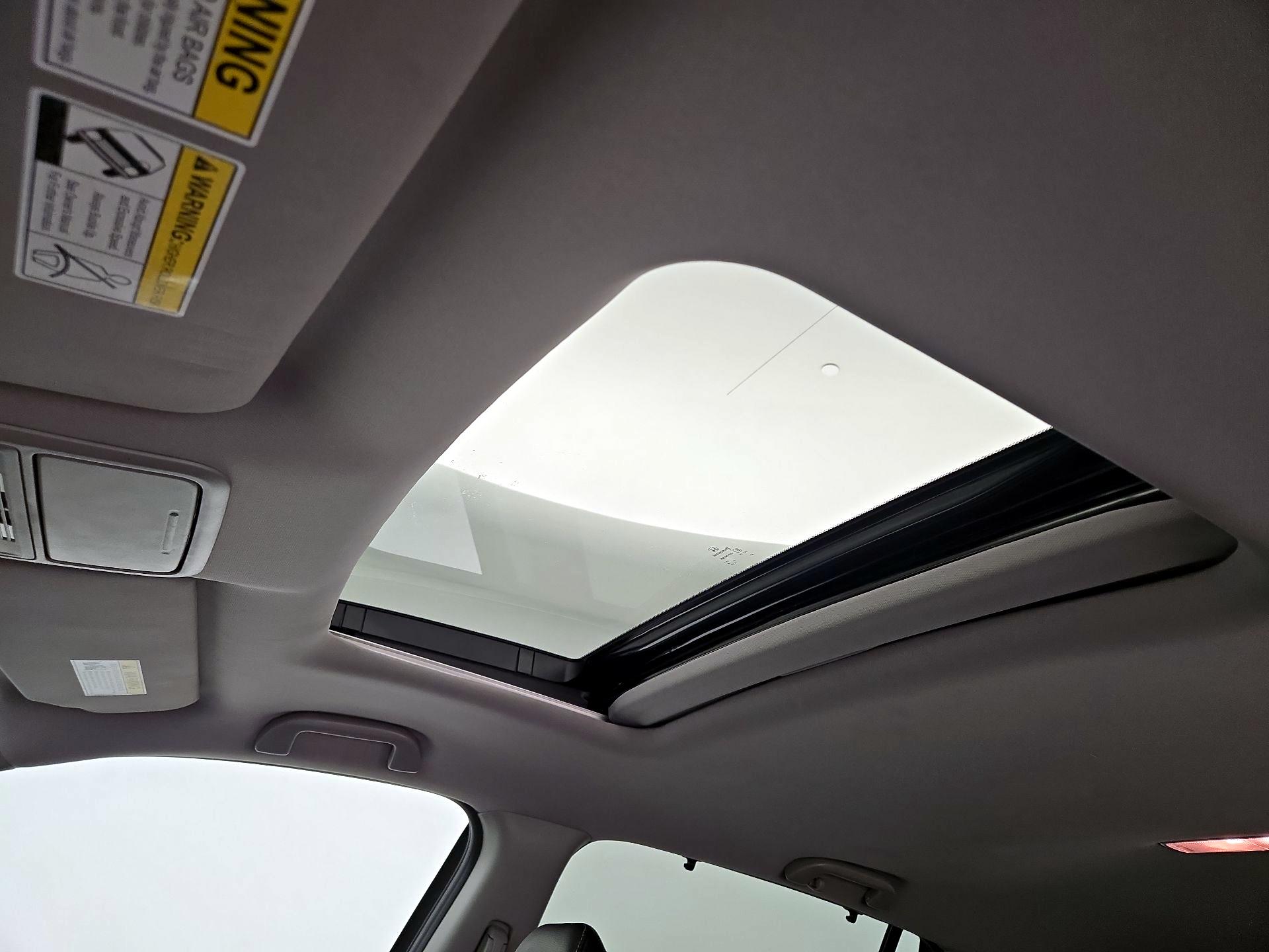 Thumbnail: 2022 Honda Pilot - 19