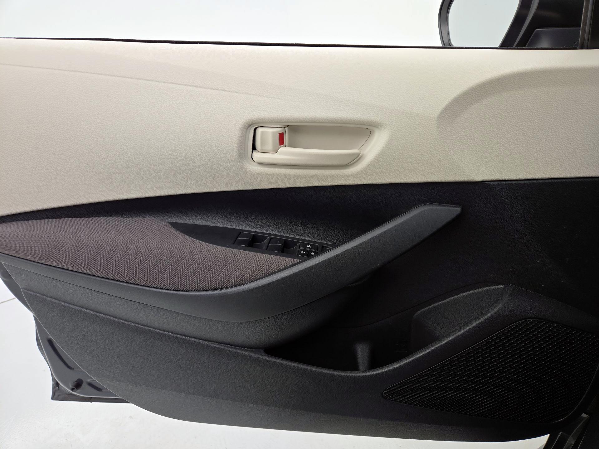 Thumbnail: 2025 Toyota Corolla - 12