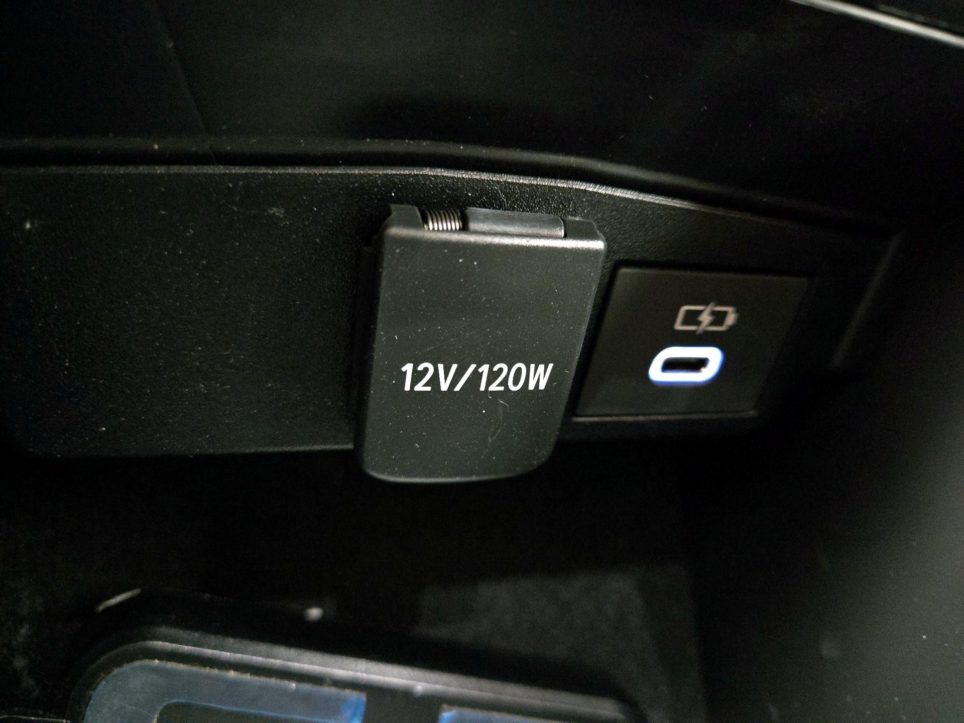 Thumbnail: 2025 Toyota Corolla - 17