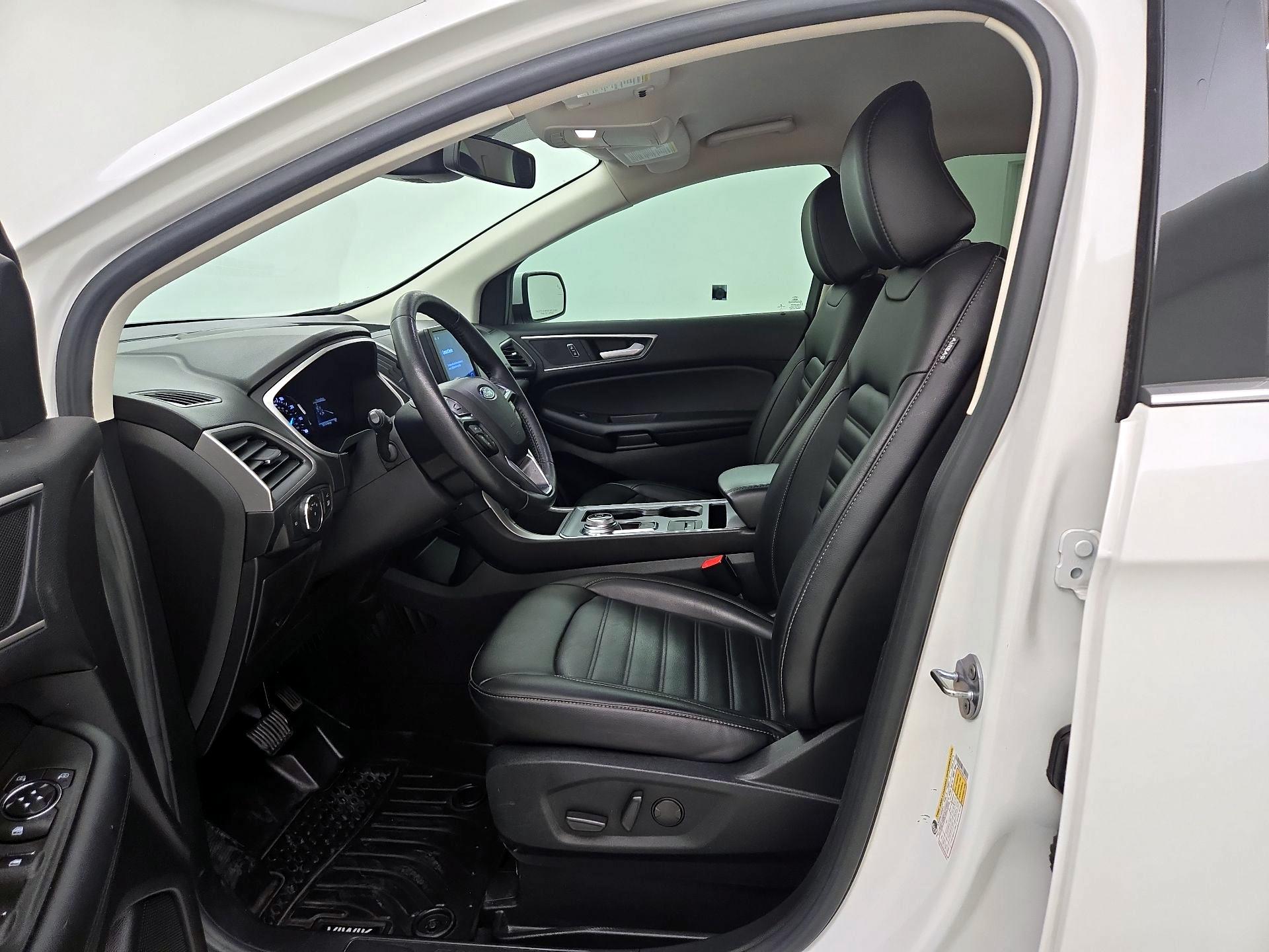 Thumbnail: 2021 Ford Edge - 11