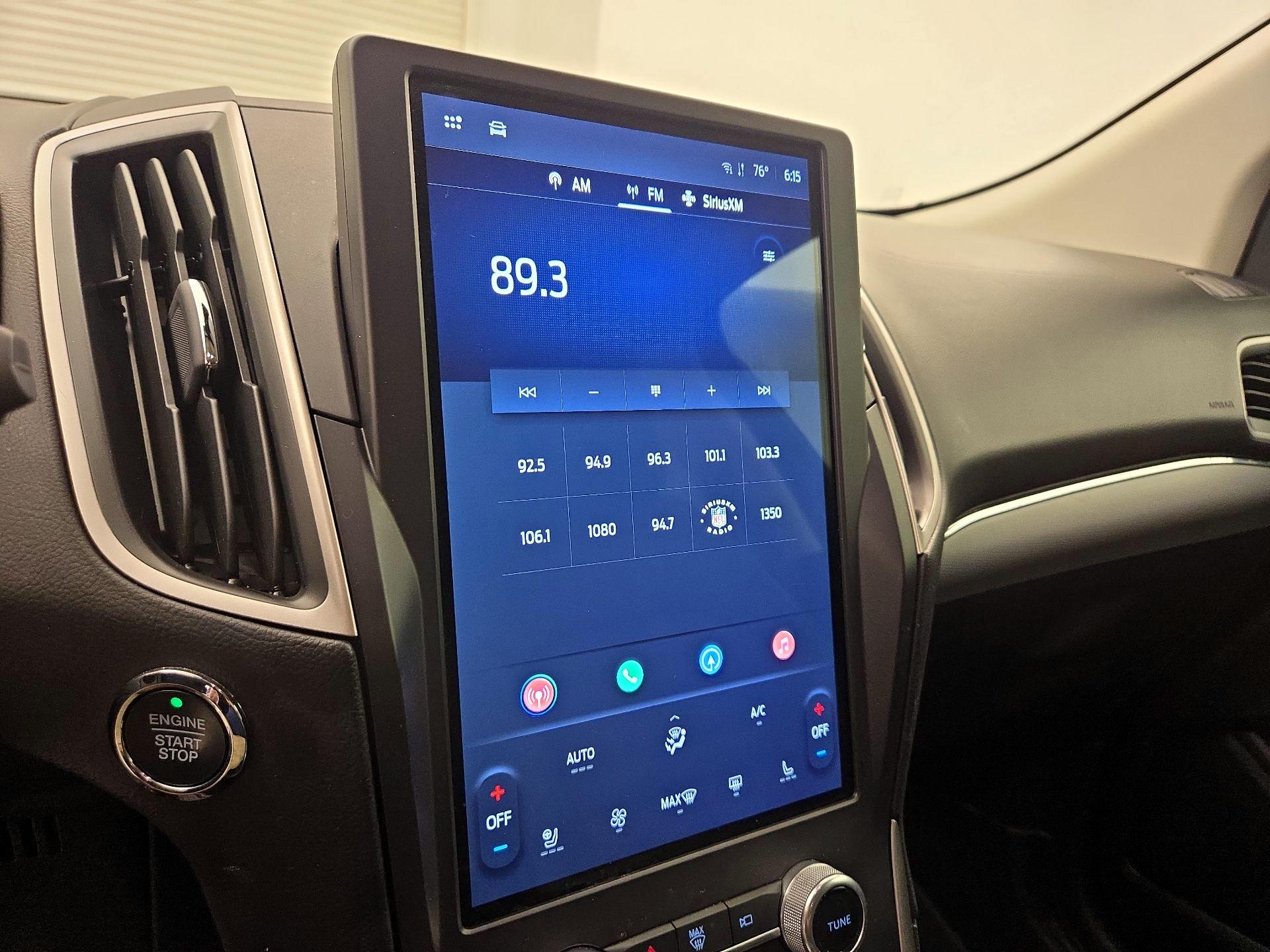 Thumbnail: 2021 Ford Edge - 16