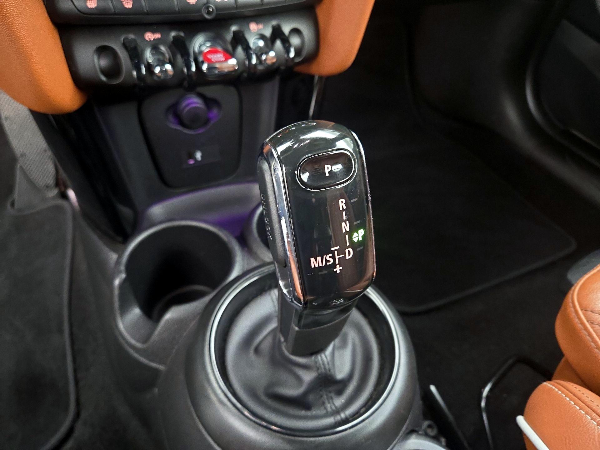 Thumbnail: 2022 MINI Cooper - 18