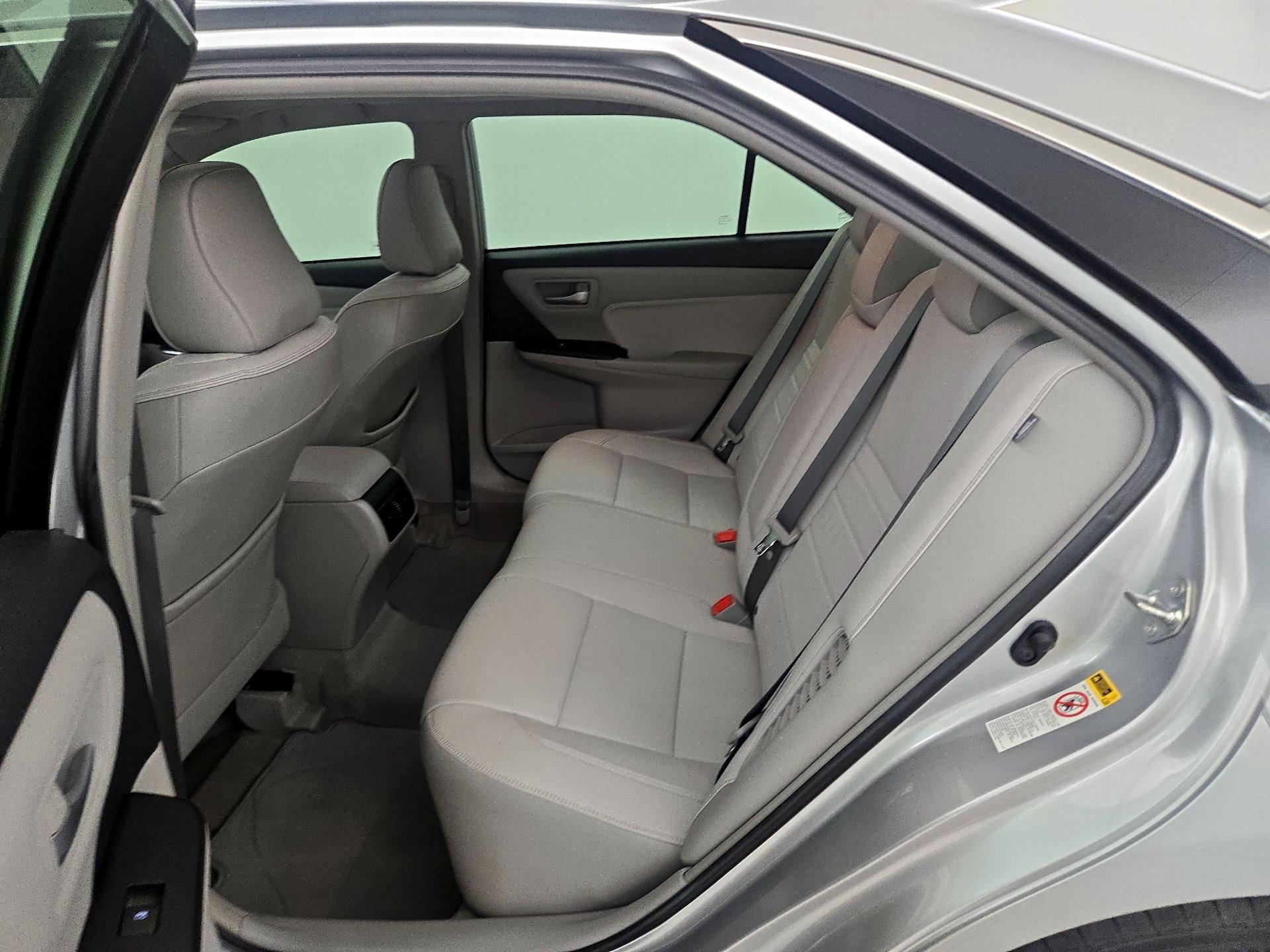 Thumbnail: 2015 Toyota Camry - 20