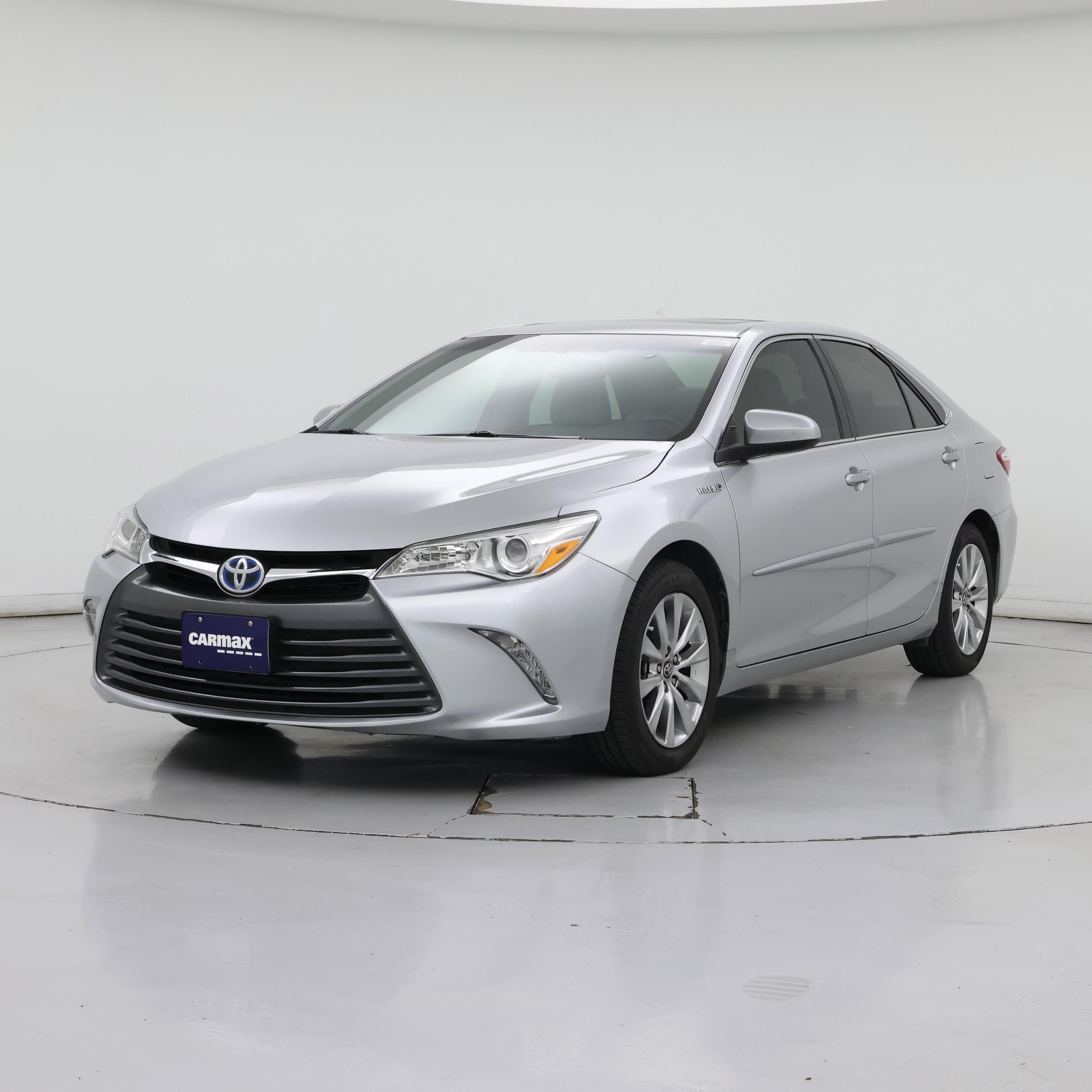 Thumbnail: 2015 Toyota Camry - 4